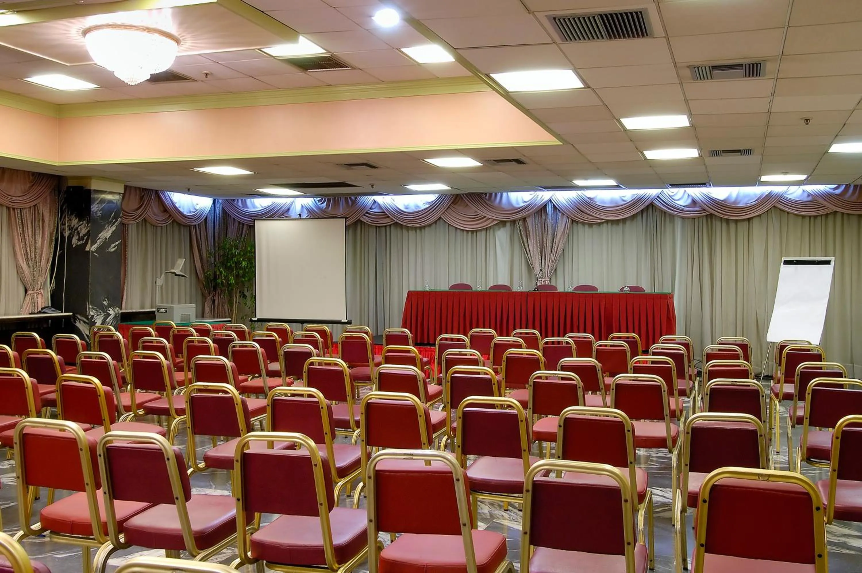 Banquet/Function facilities in Astir