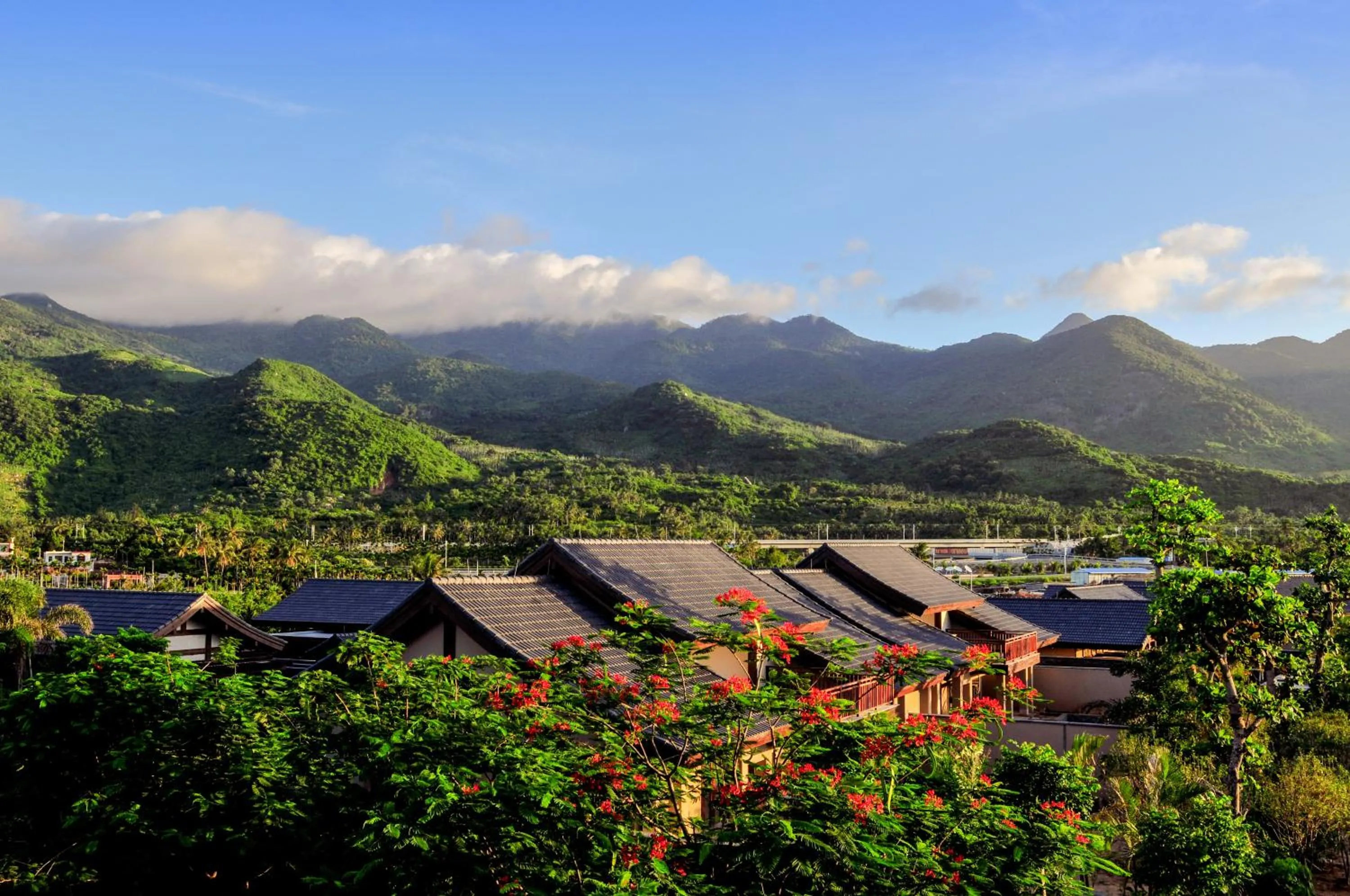 Property building in Narada Resort & Spa Perfume Bay Sanya - All Villas