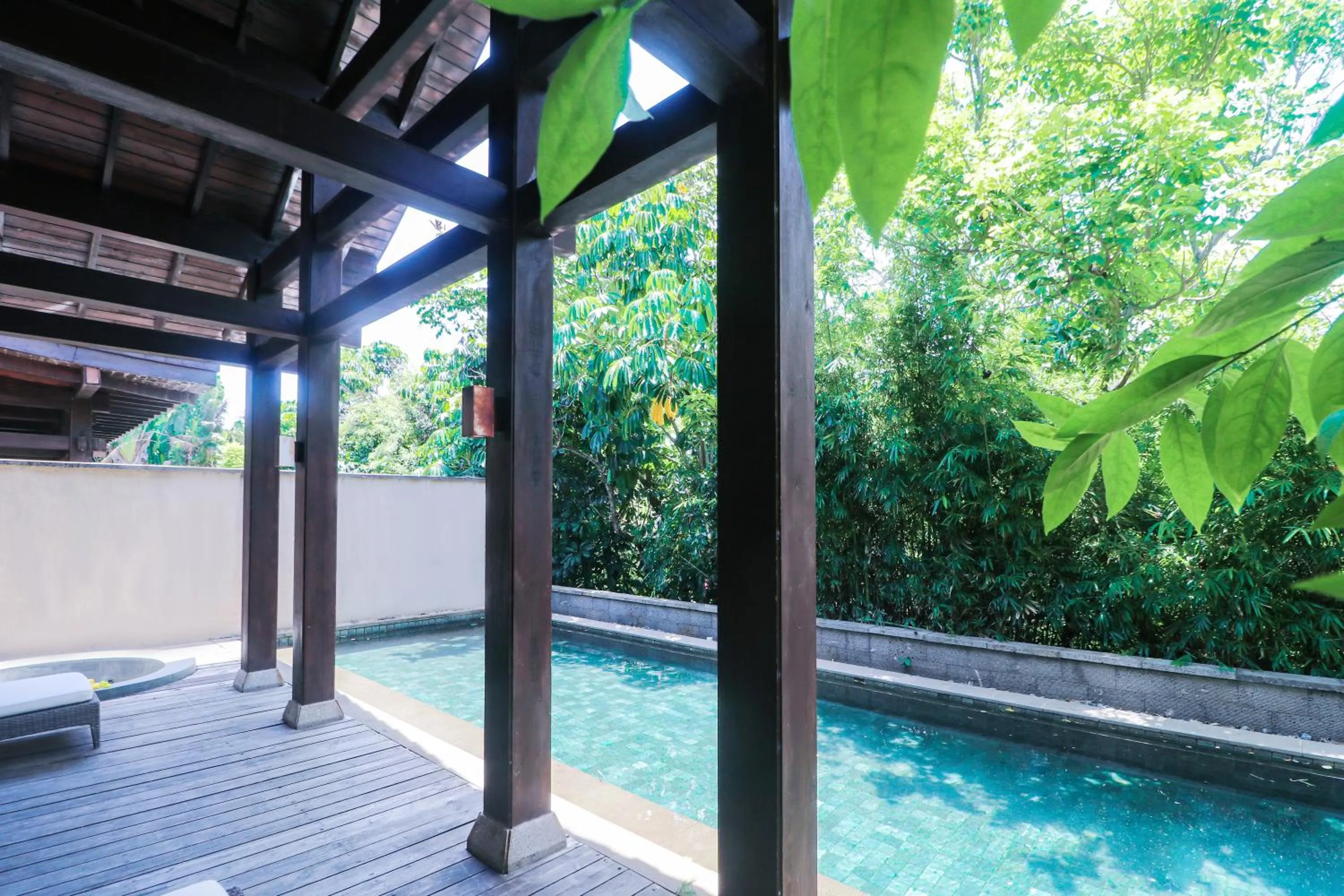 Pool view in Narada Resort & Spa Perfume Bay Sanya - All Villas