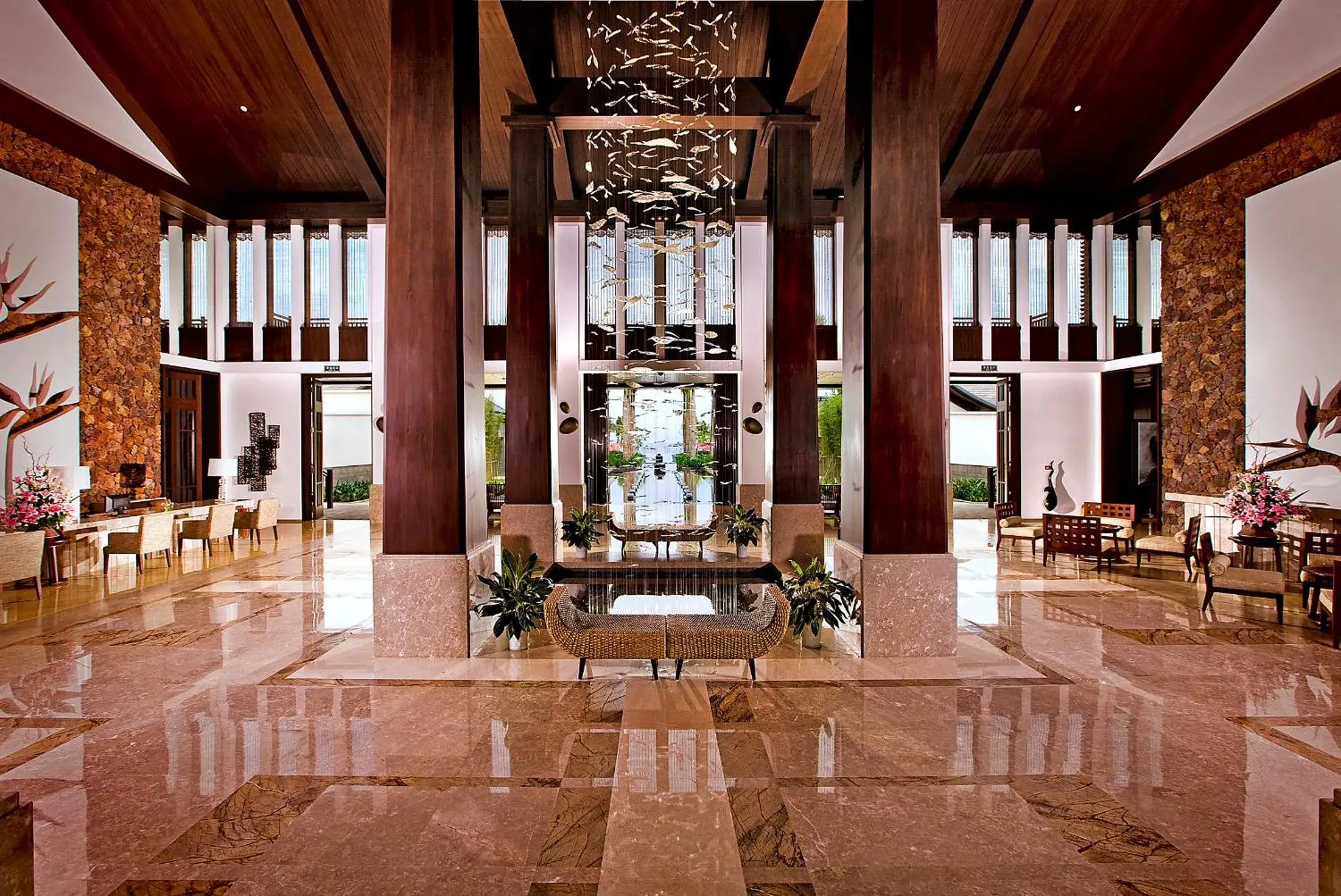 Lobby or reception in Narada Resort & Spa Perfume Bay Sanya - All Villas Lobby or reception in Narada Resort & Spa Perfume Bay Sanya - All Villas