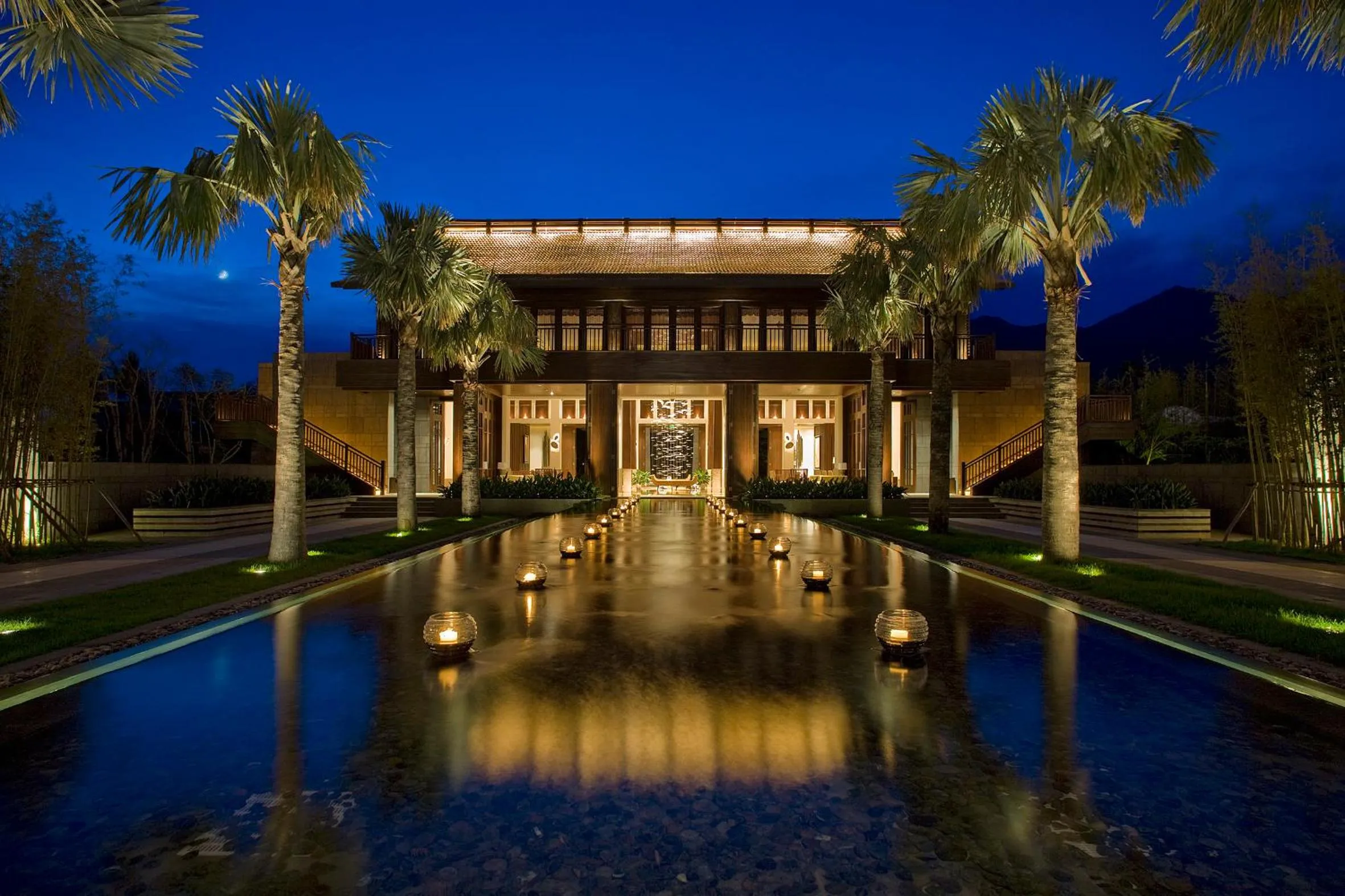 Swimming pool in Narada Resort & Spa Perfume Bay Sanya - All Villas