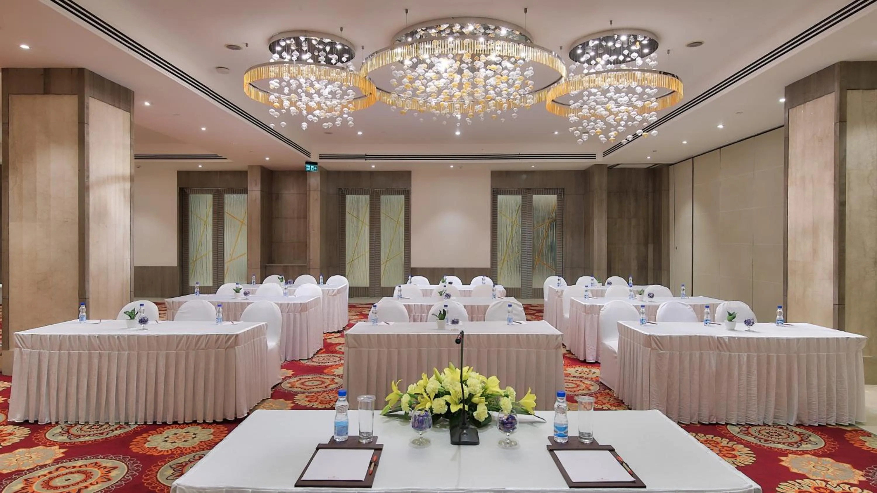 Banquet/Function facilities in Ramada Gurgaon Central