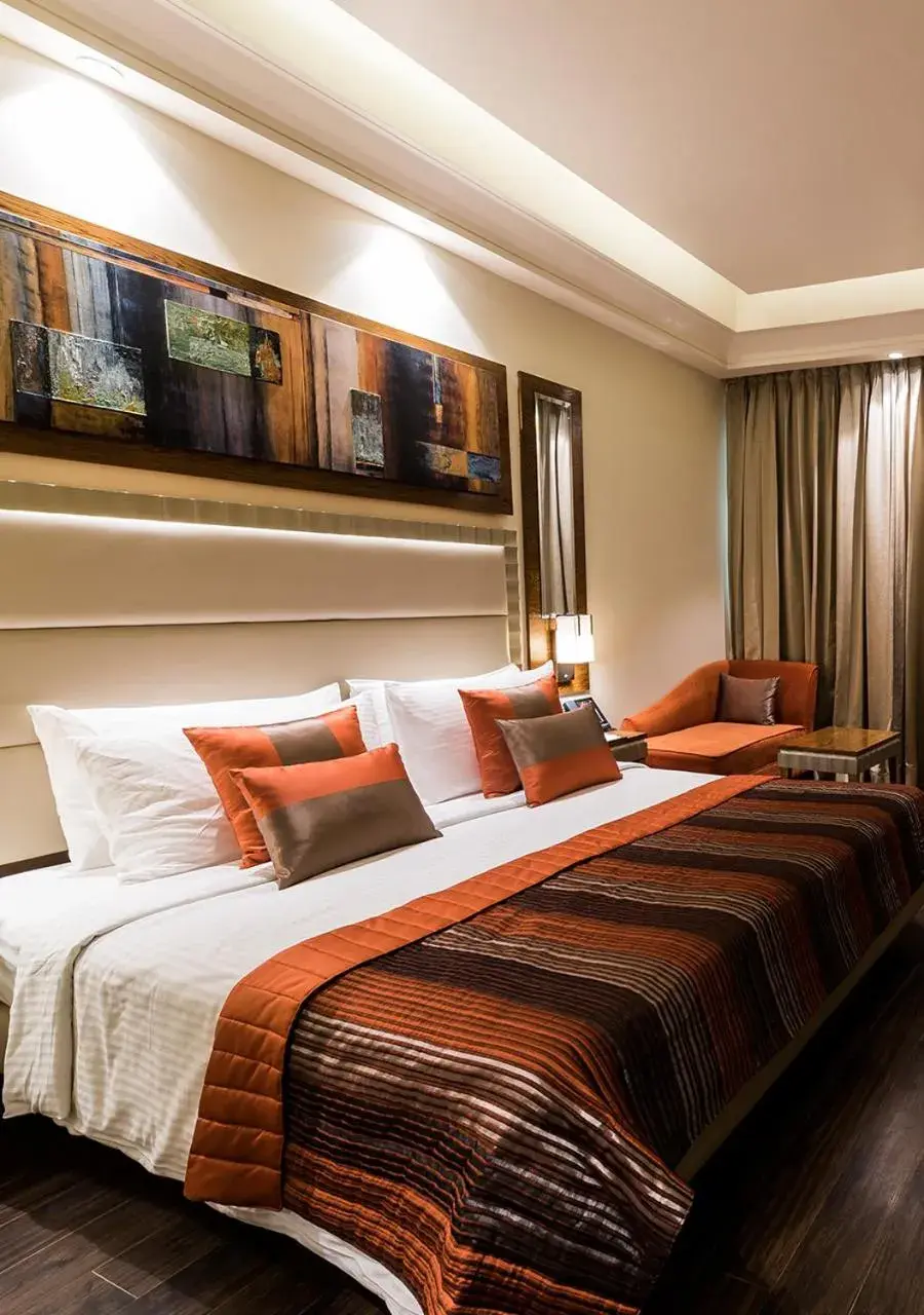 Photo of the whole room, Bed in Ramada Gurgaon Central Photo of the whole room, Bed in Ramada Gurgaon Central