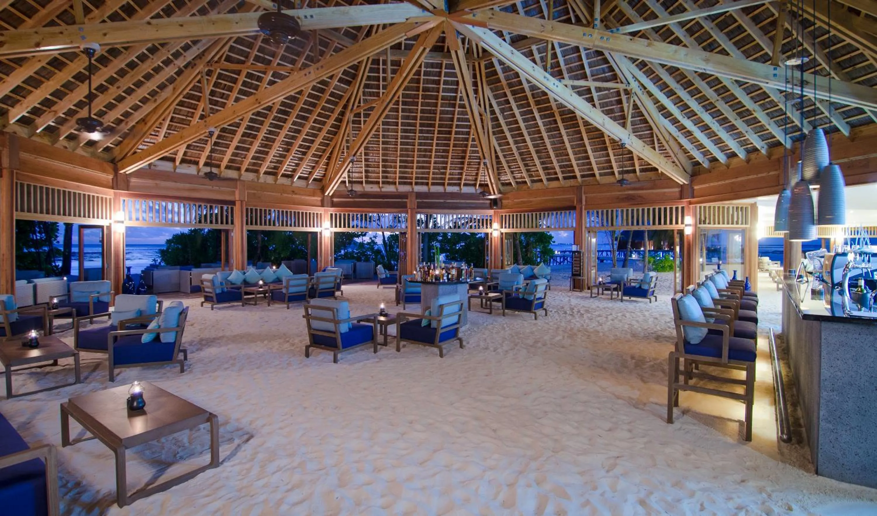 Lounge or bar in V Villas Maldives at Mirihi - MGallery Collection