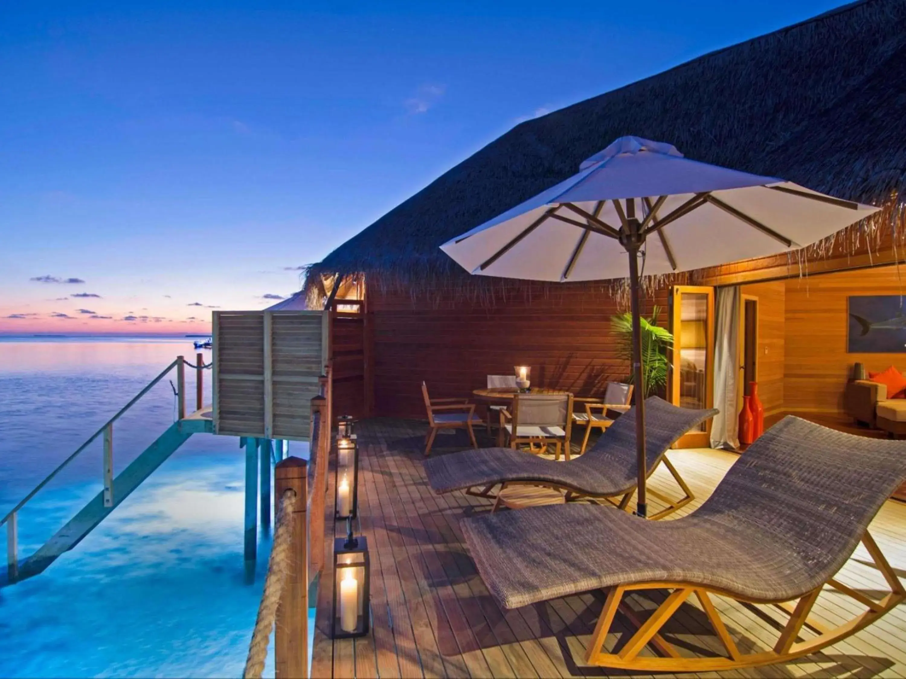 Bedroom in V Villas Maldives at Mirihi - MGallery Collection Bedroom in V Villas Maldives at Mirihi - MGallery Collection