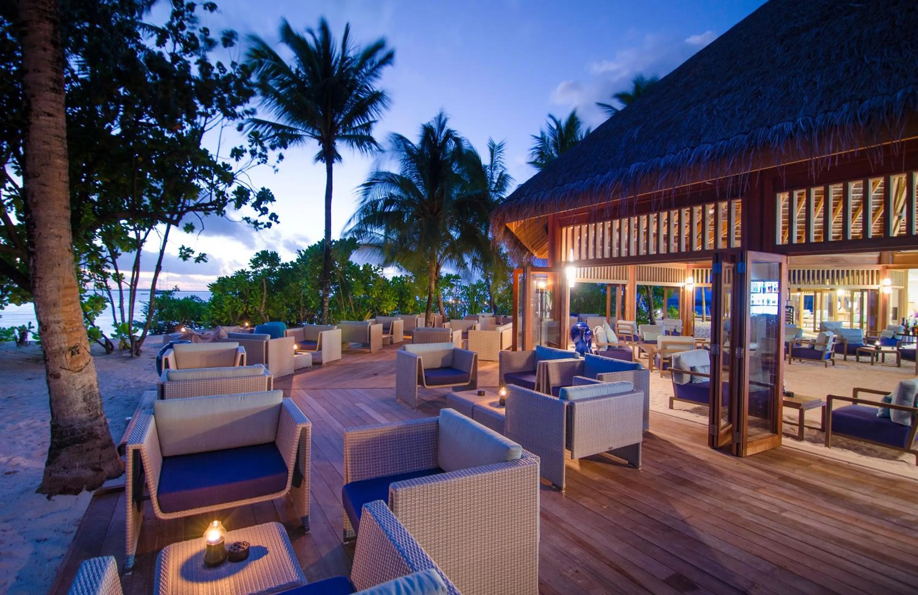 Lounge or bar in V Villas Maldives at Mirihi - MGallery Collection