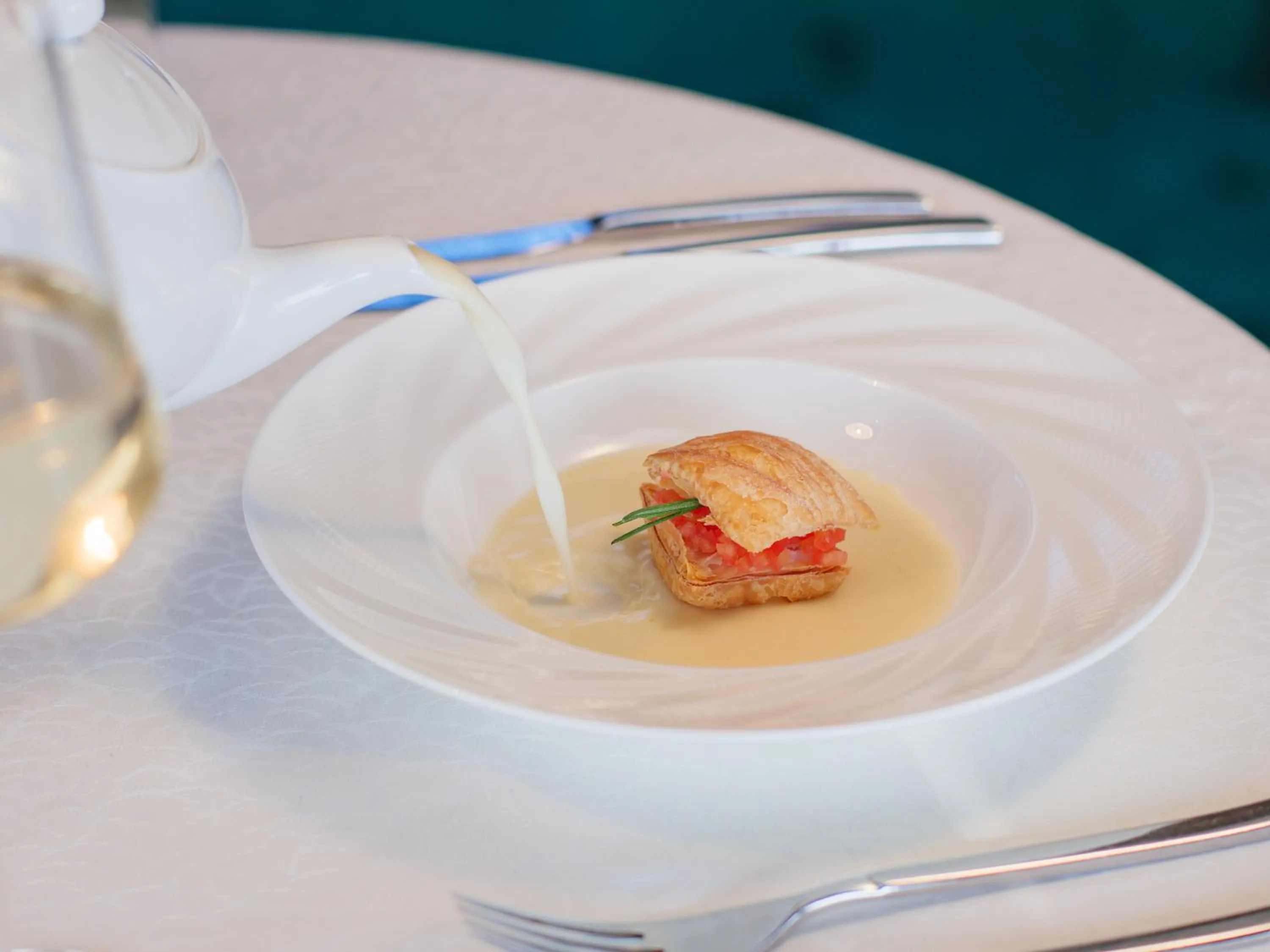 Restaurant/places to eat in V Villas Maldives at Mirihi - MGallery Collection