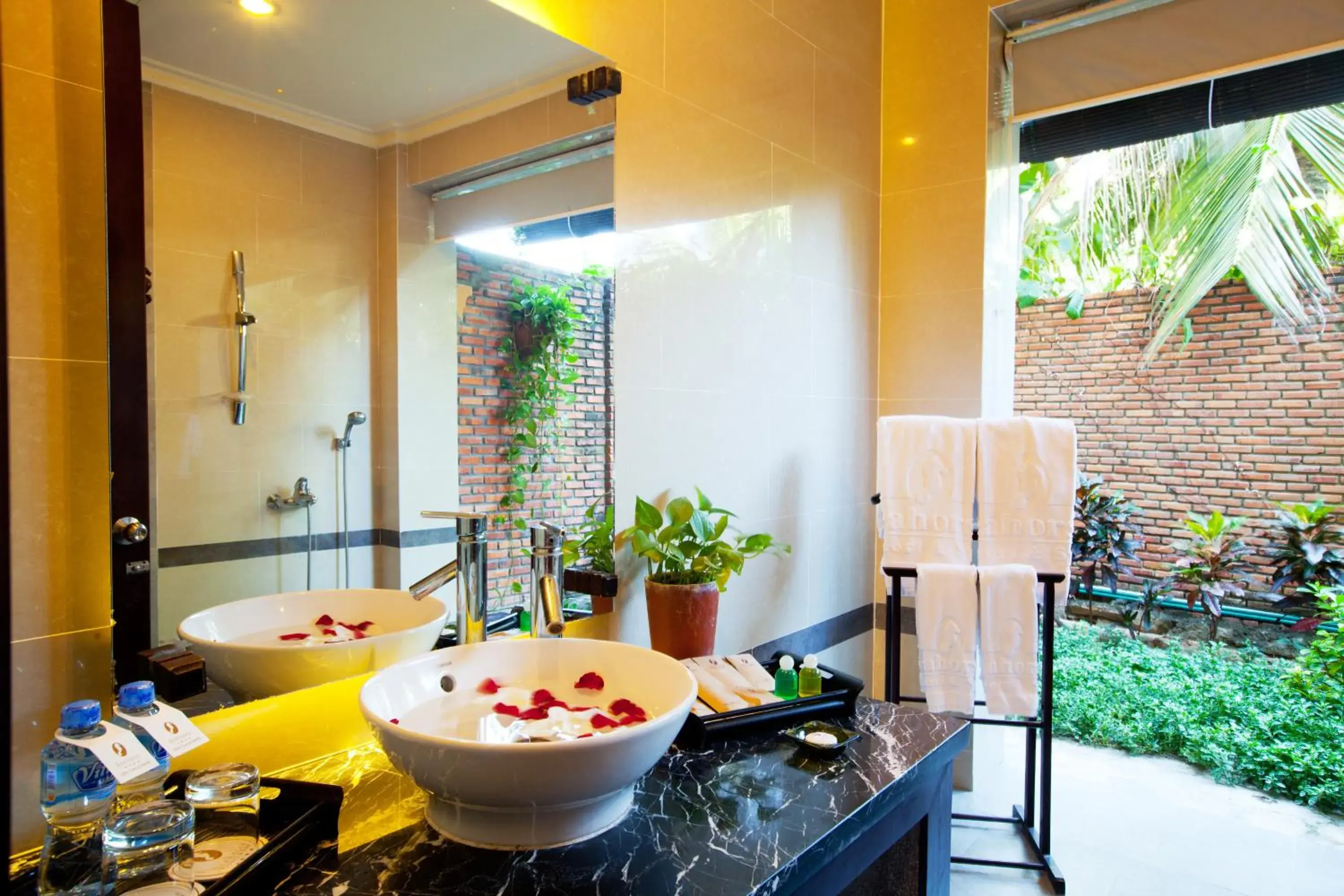 Bathroom in Seahorse Resort & Spa Bathroom in Seahorse Resort & Spa