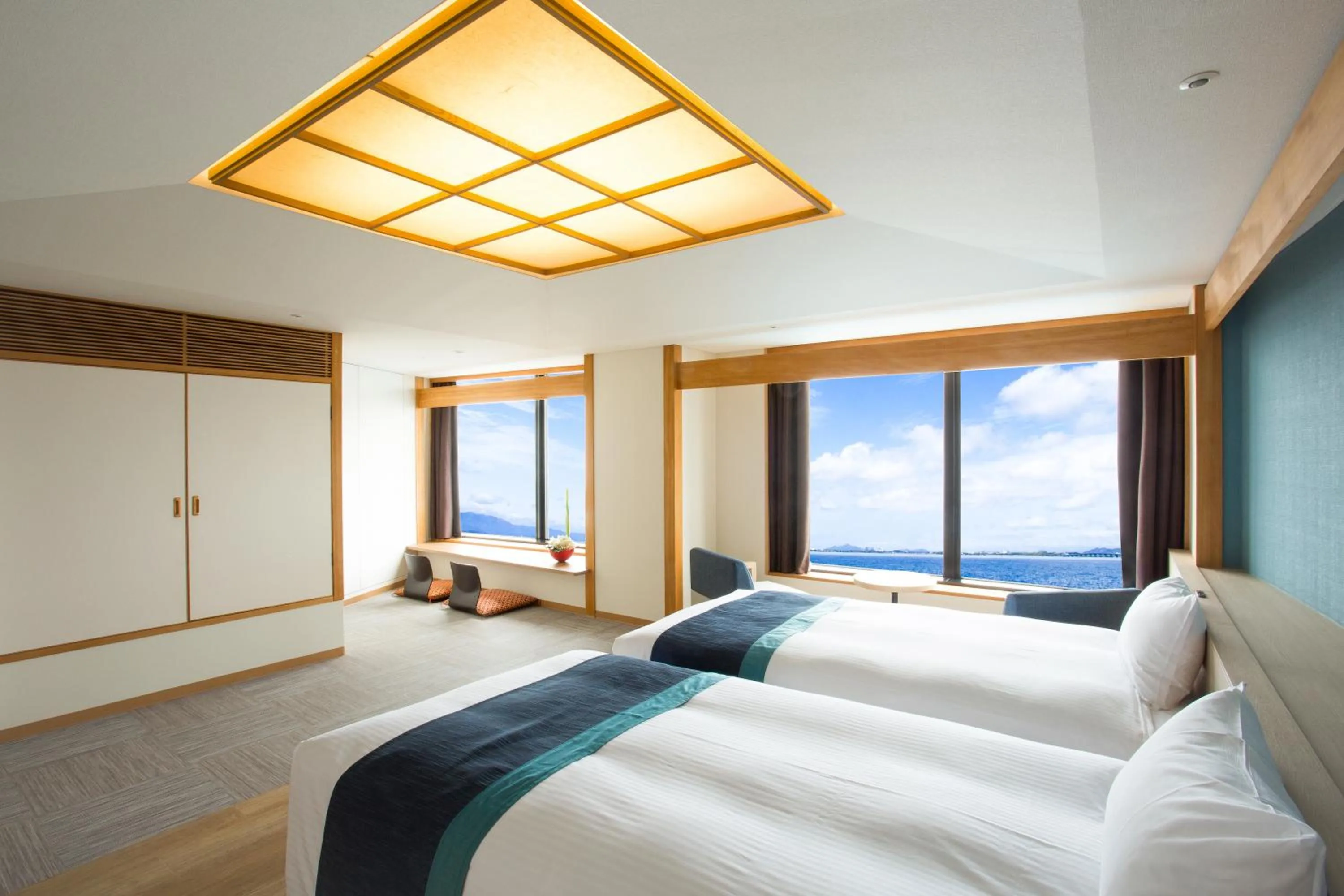 Photo of the whole room, Bed in Lake Biwa Otsu Prince Hotel