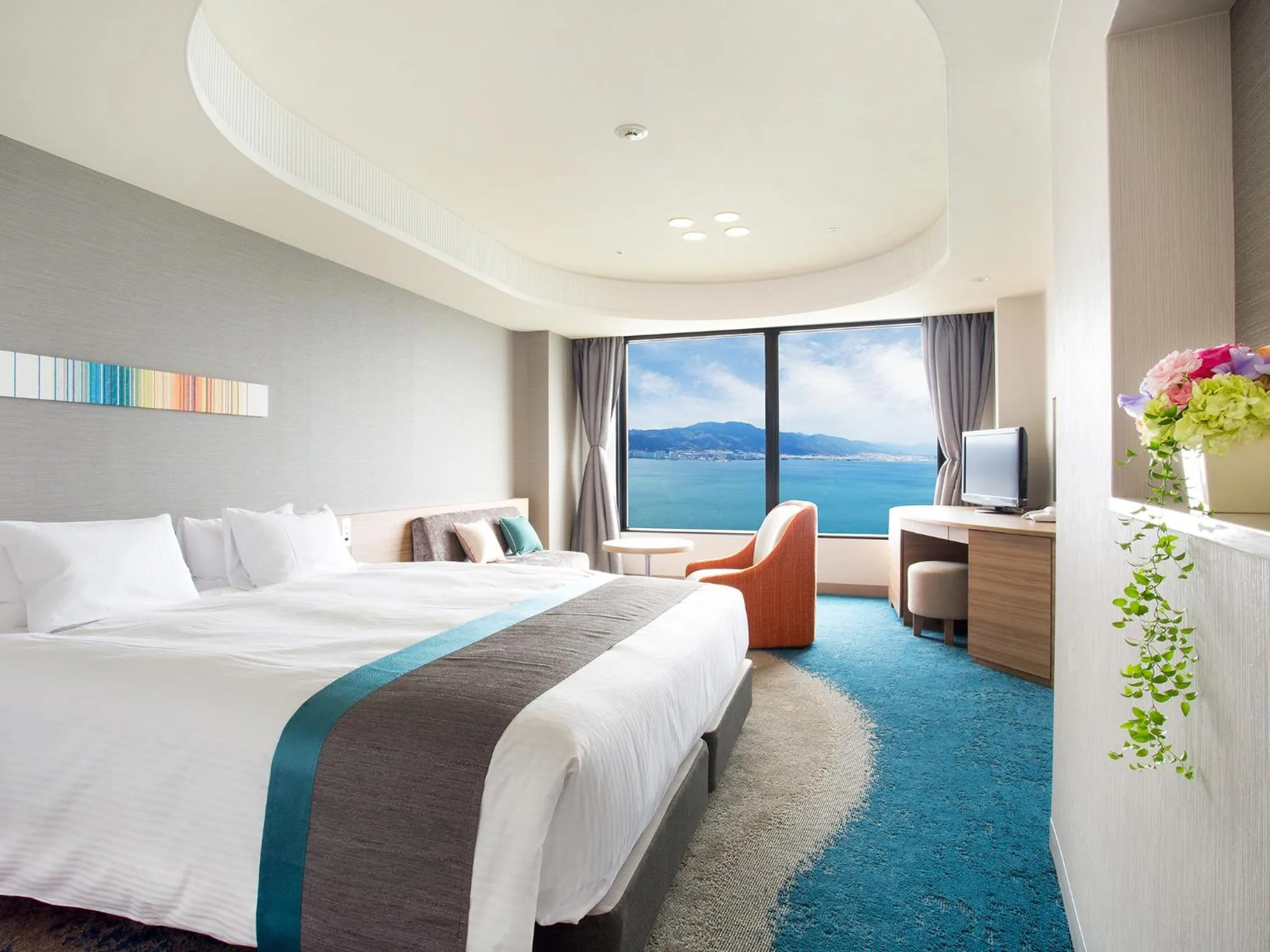 Bed in Lake Biwa Otsu Prince Hotel