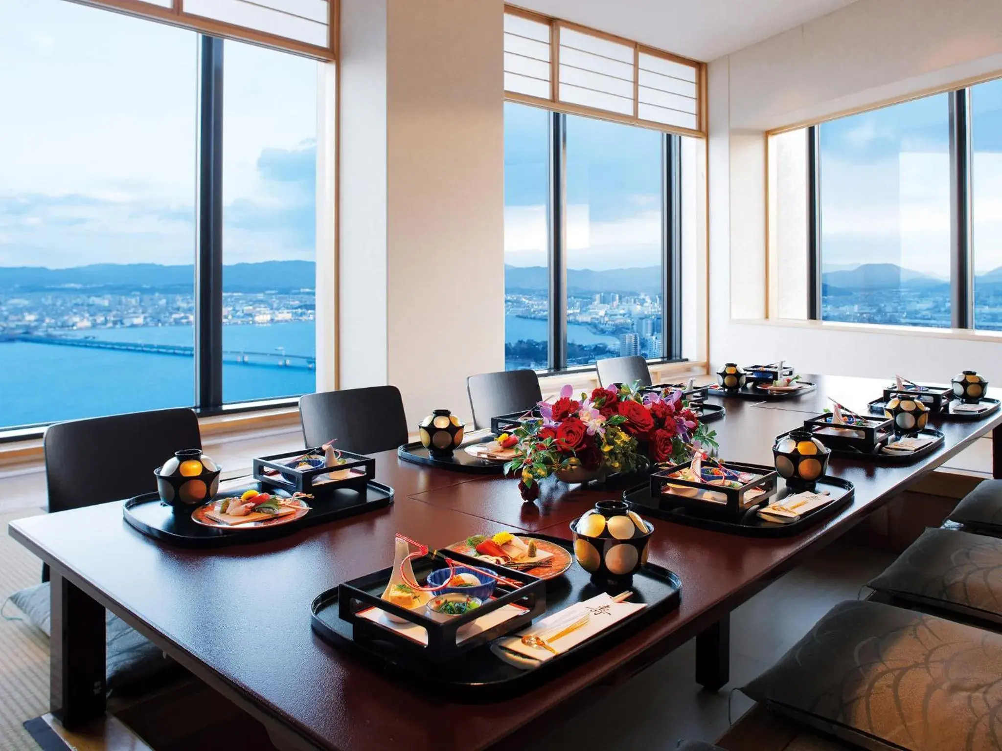 Restaurant/places to eat in Lake Biwa Otsu Prince Hotel Restaurant/places to eat in Lake Biwa Otsu Prince Hotel