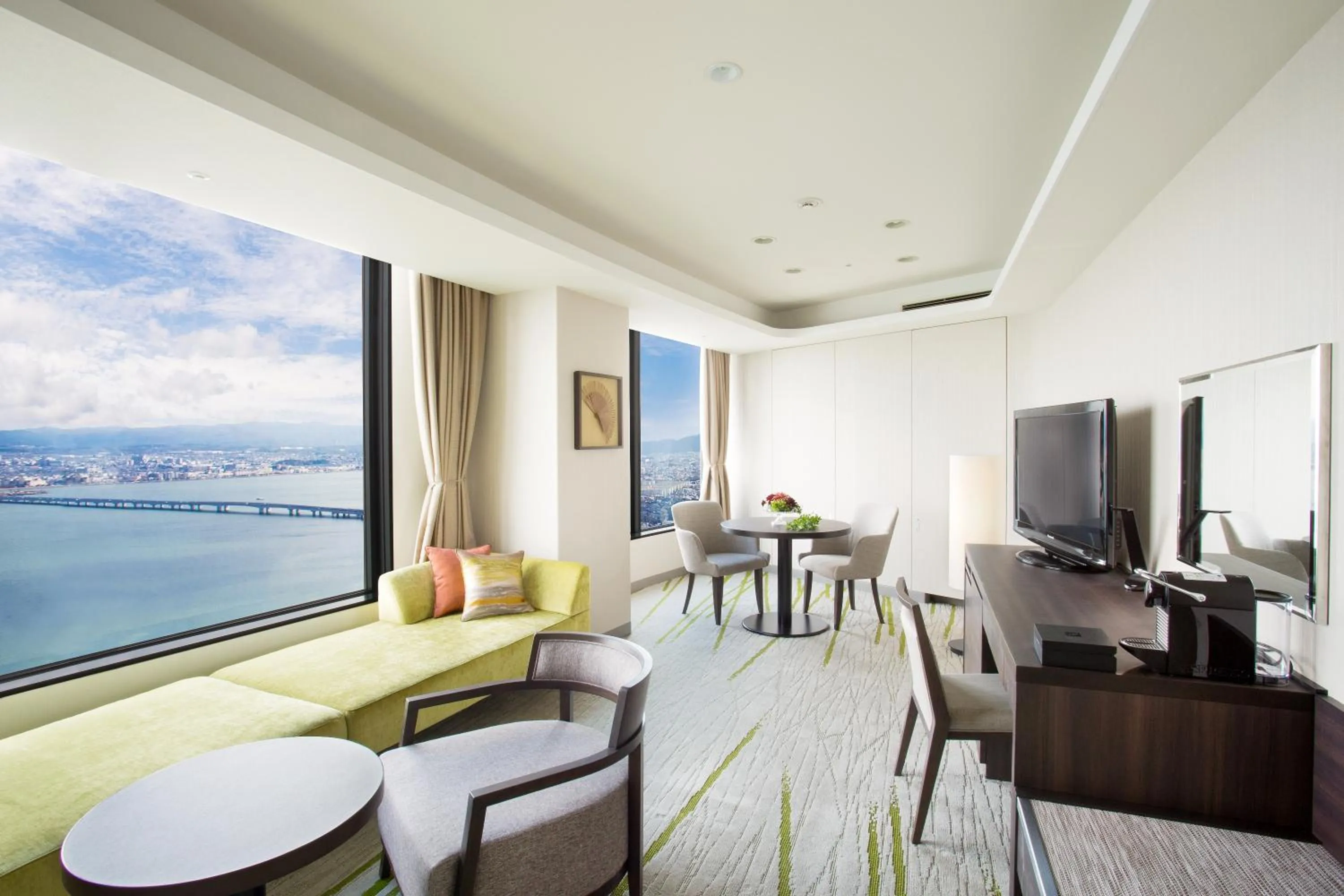 Photo of the whole room in Lake Biwa Otsu Prince Hotel