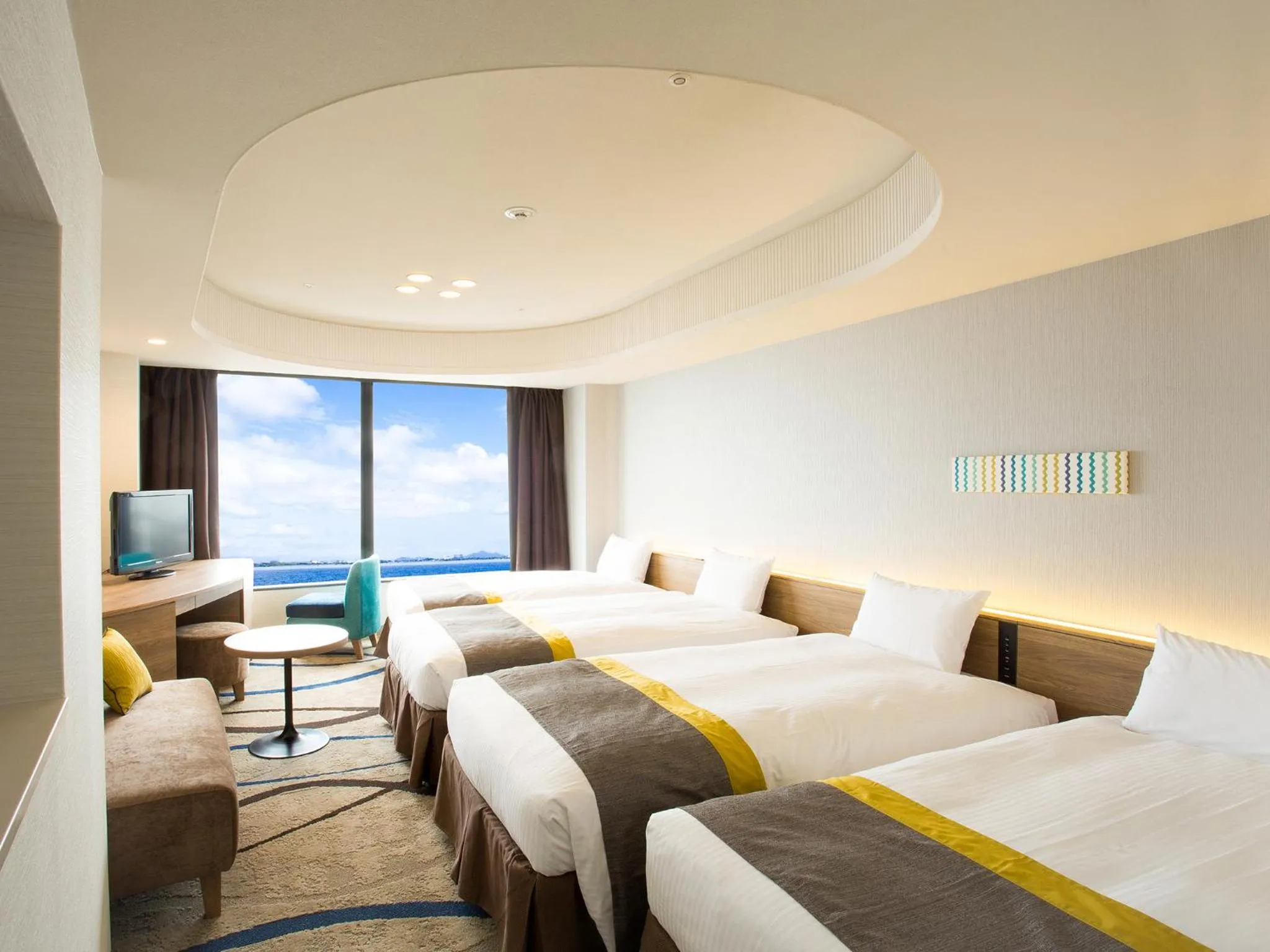 Lake view, Bed in Lake Biwa Otsu Prince Hotel