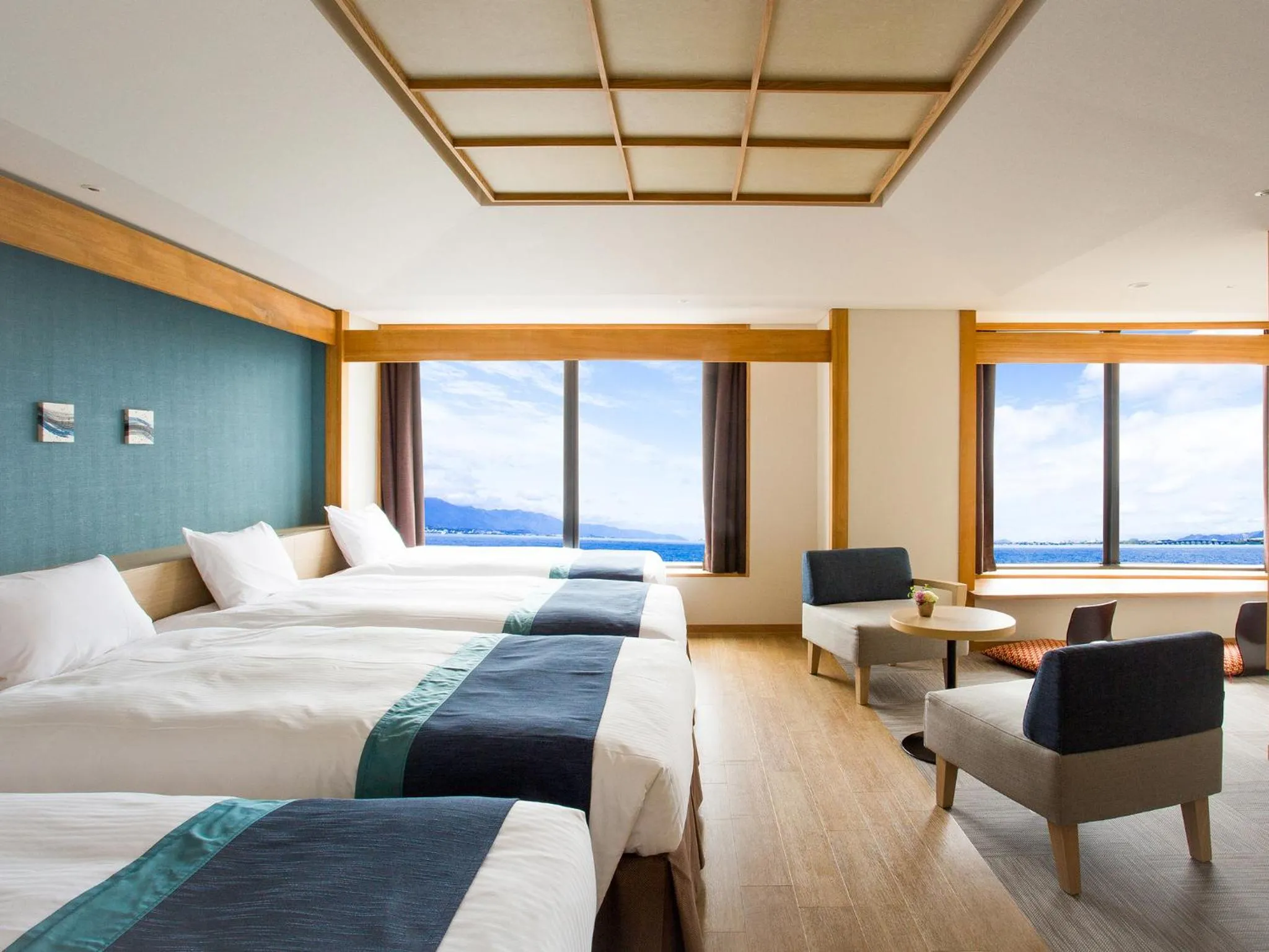 Lake view, Bed in Lake Biwa Otsu Prince Hotel