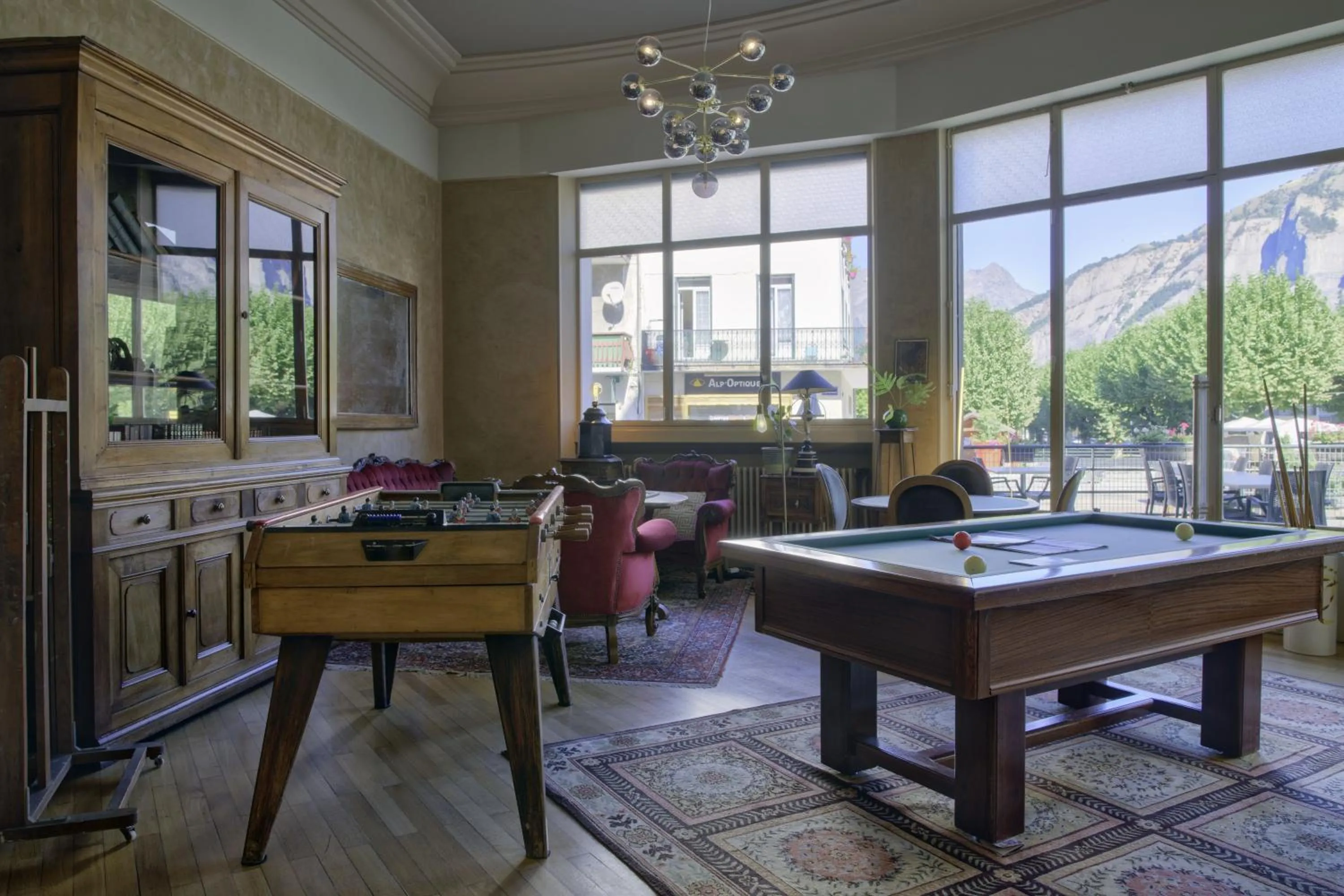 Communal lounge/ TV room in Sport'Hotel-Aparthotel de Milan