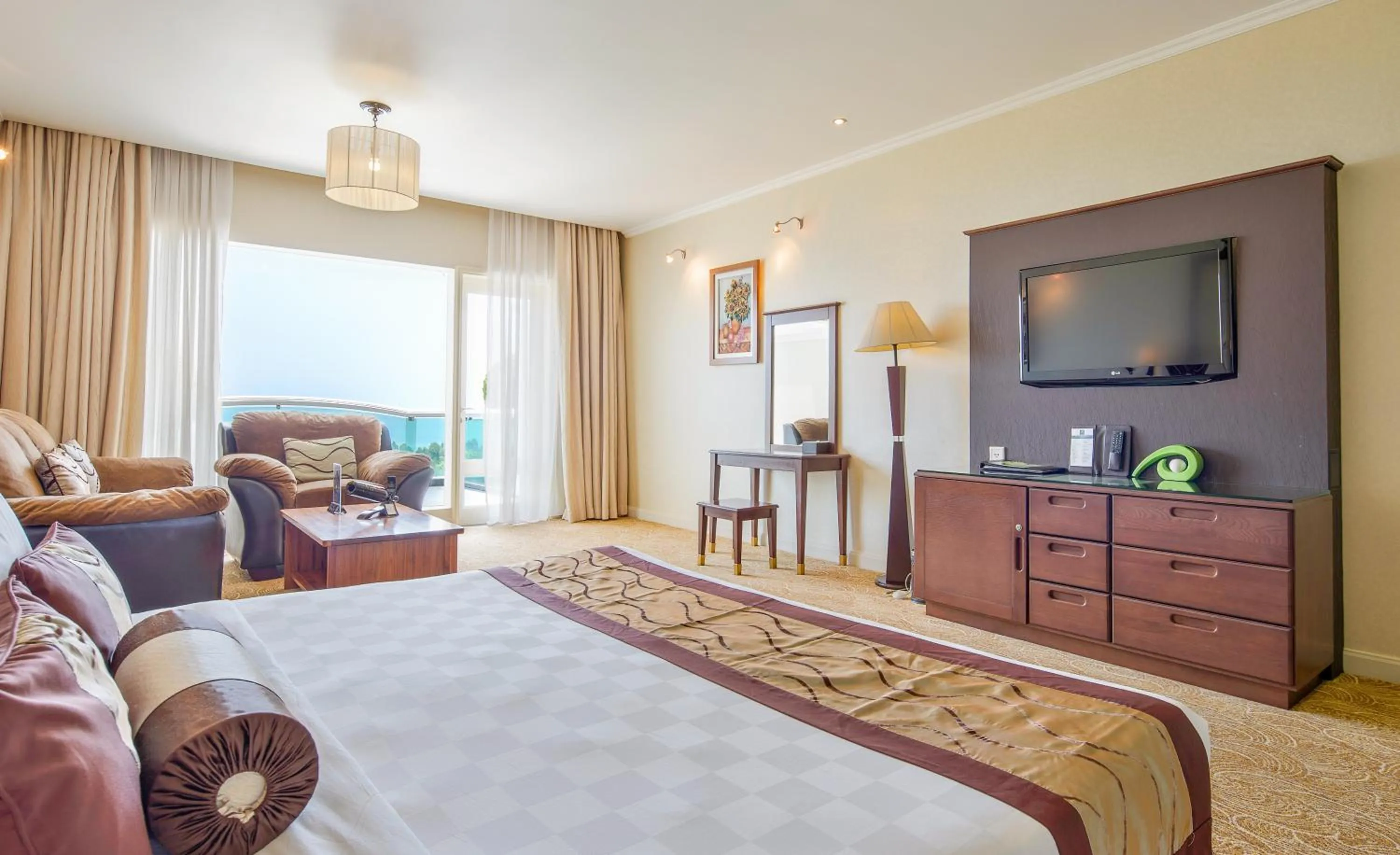 Bed in Sea Links Beach Hotel