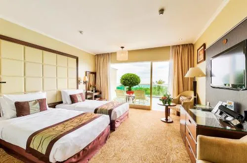 Superior Double or Twin Room with Sea View in Sea Links Beach Hotel