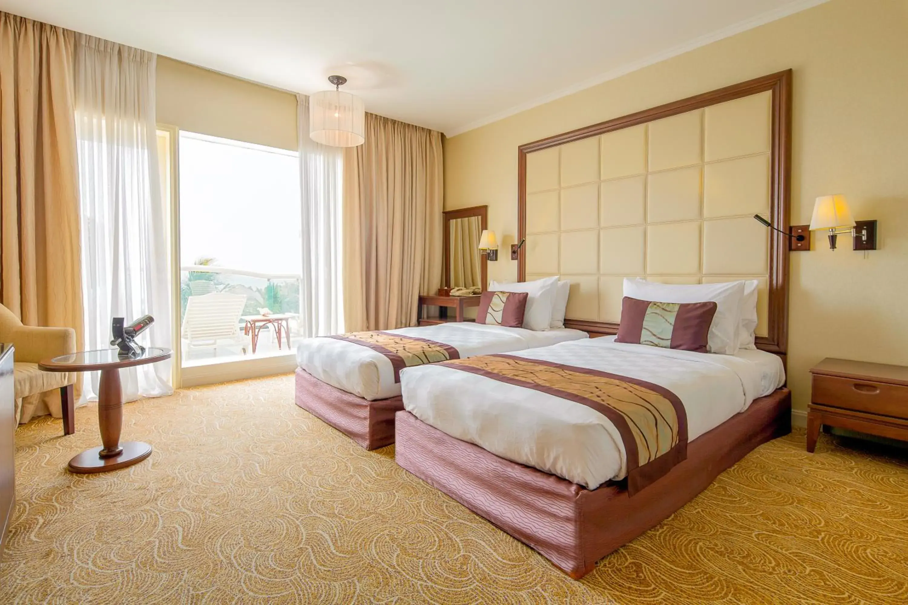 Superior Double or Twin Room with Sea View in Sea Links Beach Hotel Superior Double or Twin Room with Sea View in Sea Links Beach Hotel