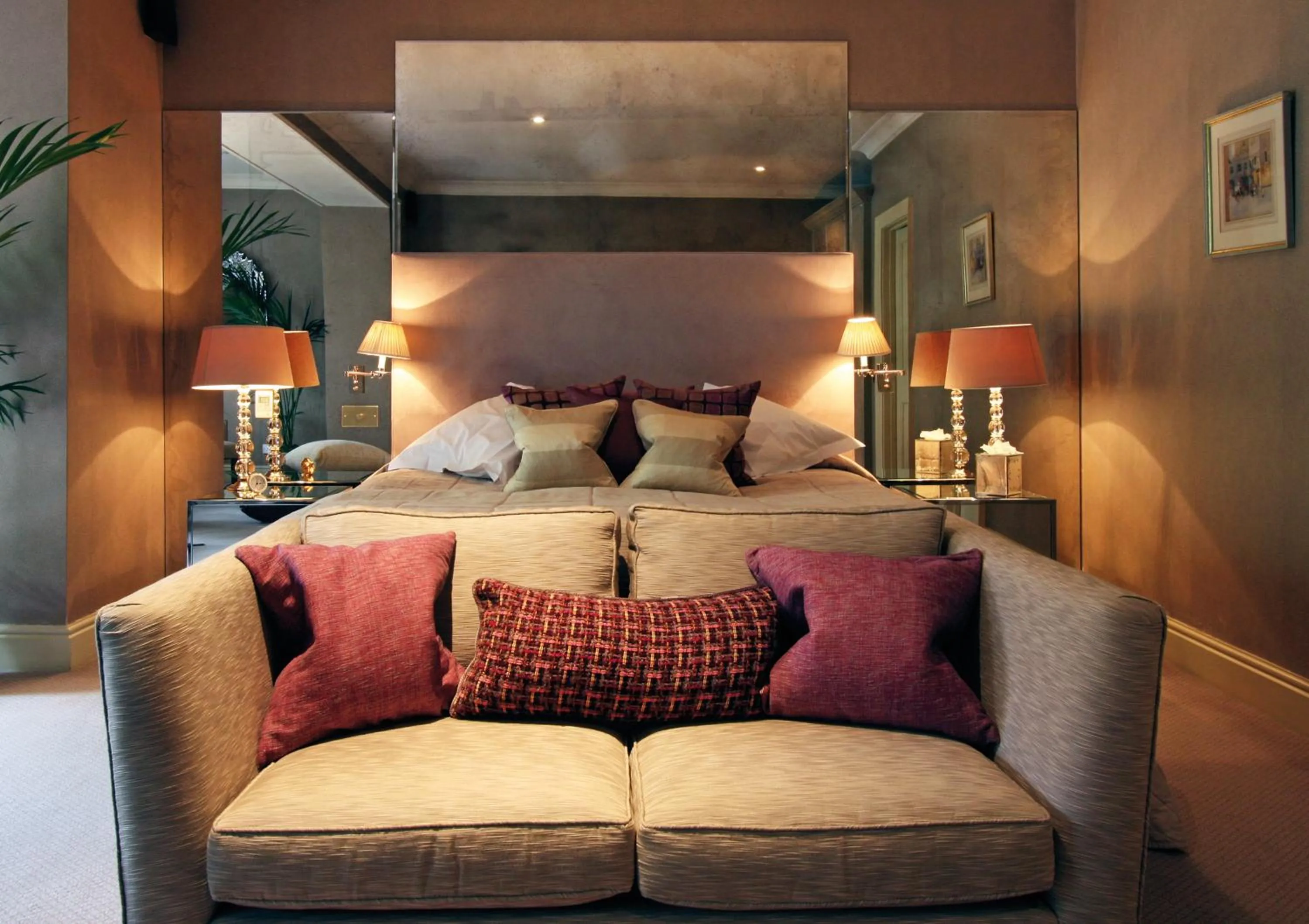 Bedroom, Bed in Le Manoir aux Quat'Saisons, A Belmond Hotel, Oxfordshire