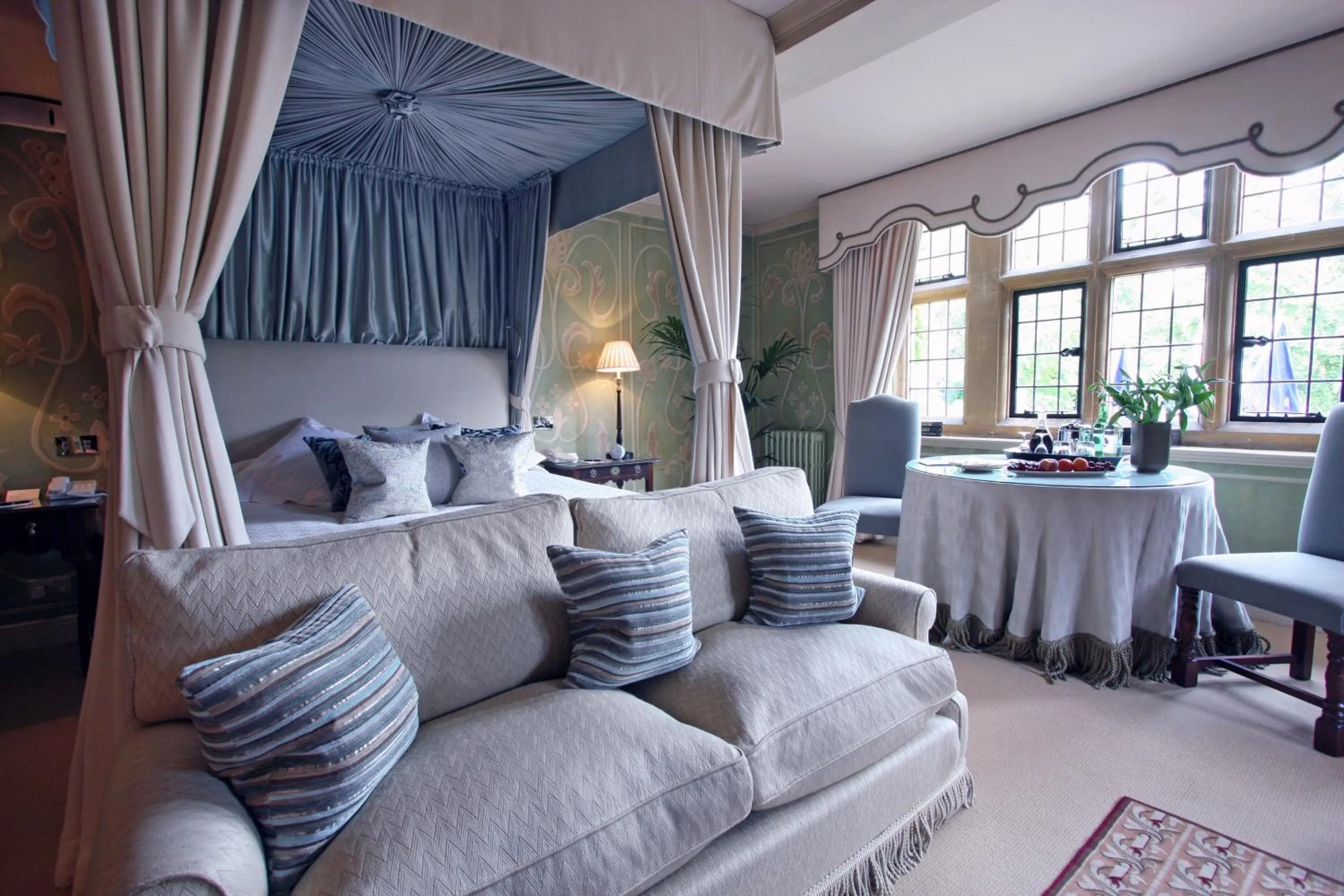 Bedroom in Le Manoir aux Quat'Saisons, A Belmond Hotel, Oxfordshire