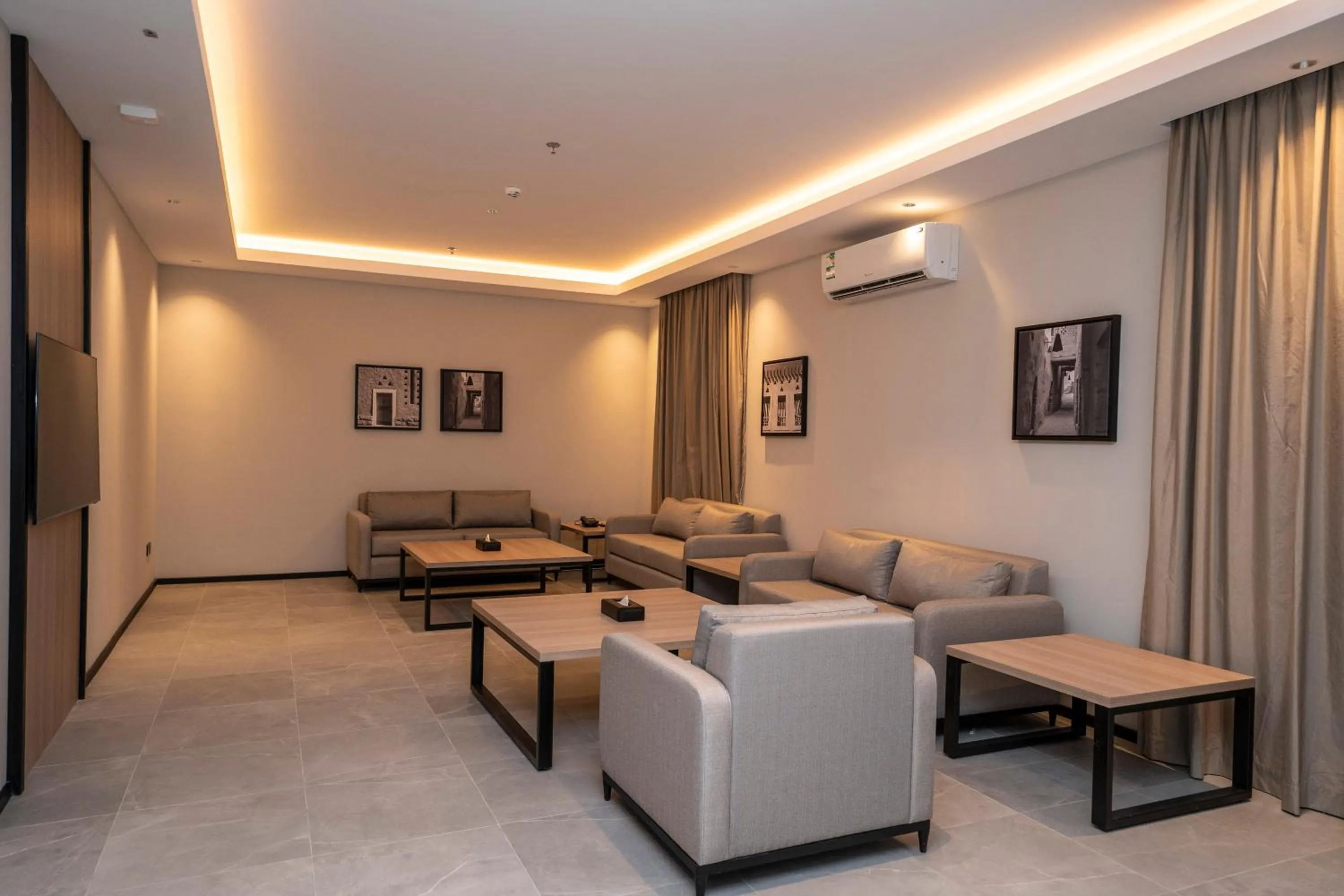 Living room in Manazel Aldiafah serviced Apartments AlSulymaniyah