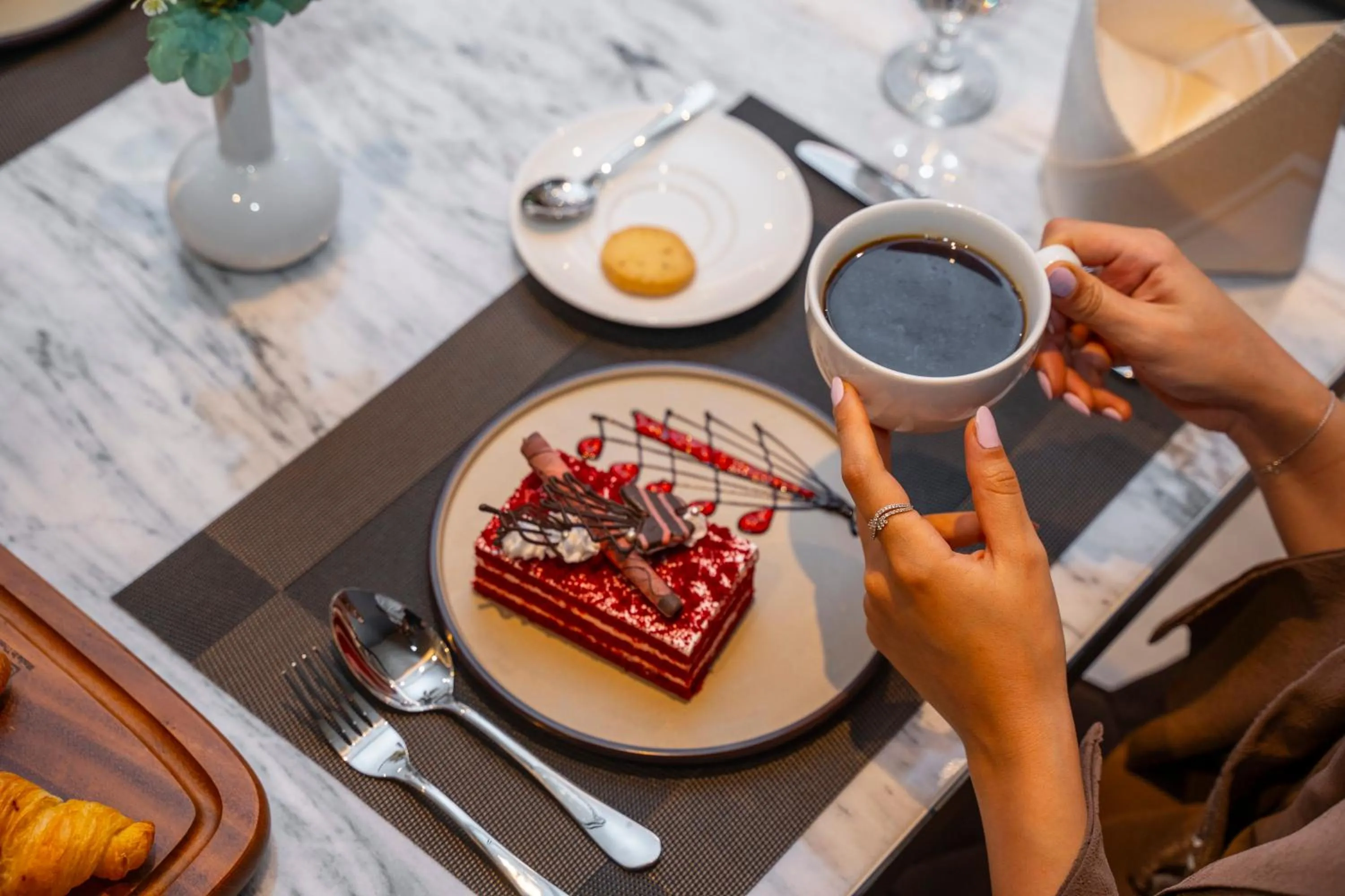 Drinks in Manazel Aldiafah serviced Apartments AlSulymaniyah