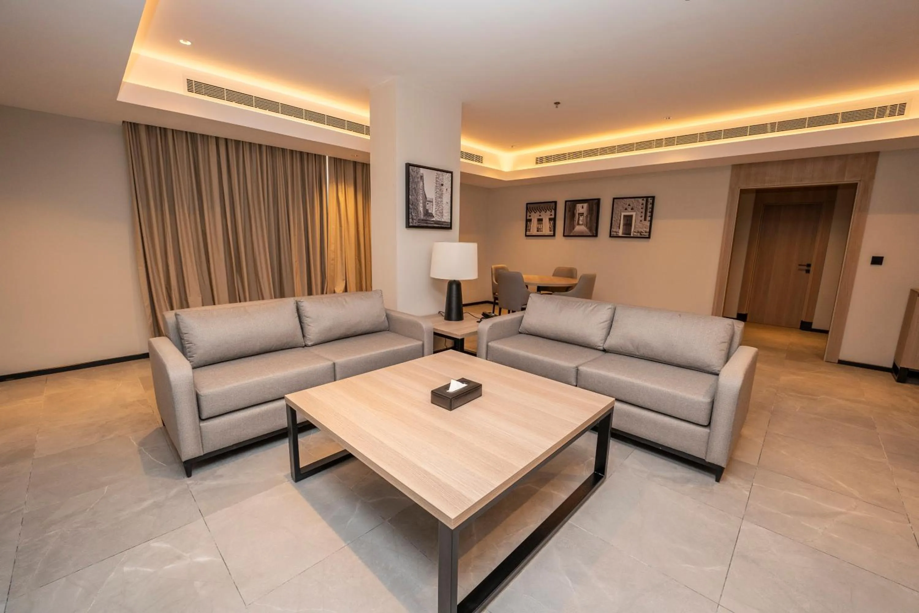Living room in Manazel Aldiafah serviced Apartments AlSulymaniyah