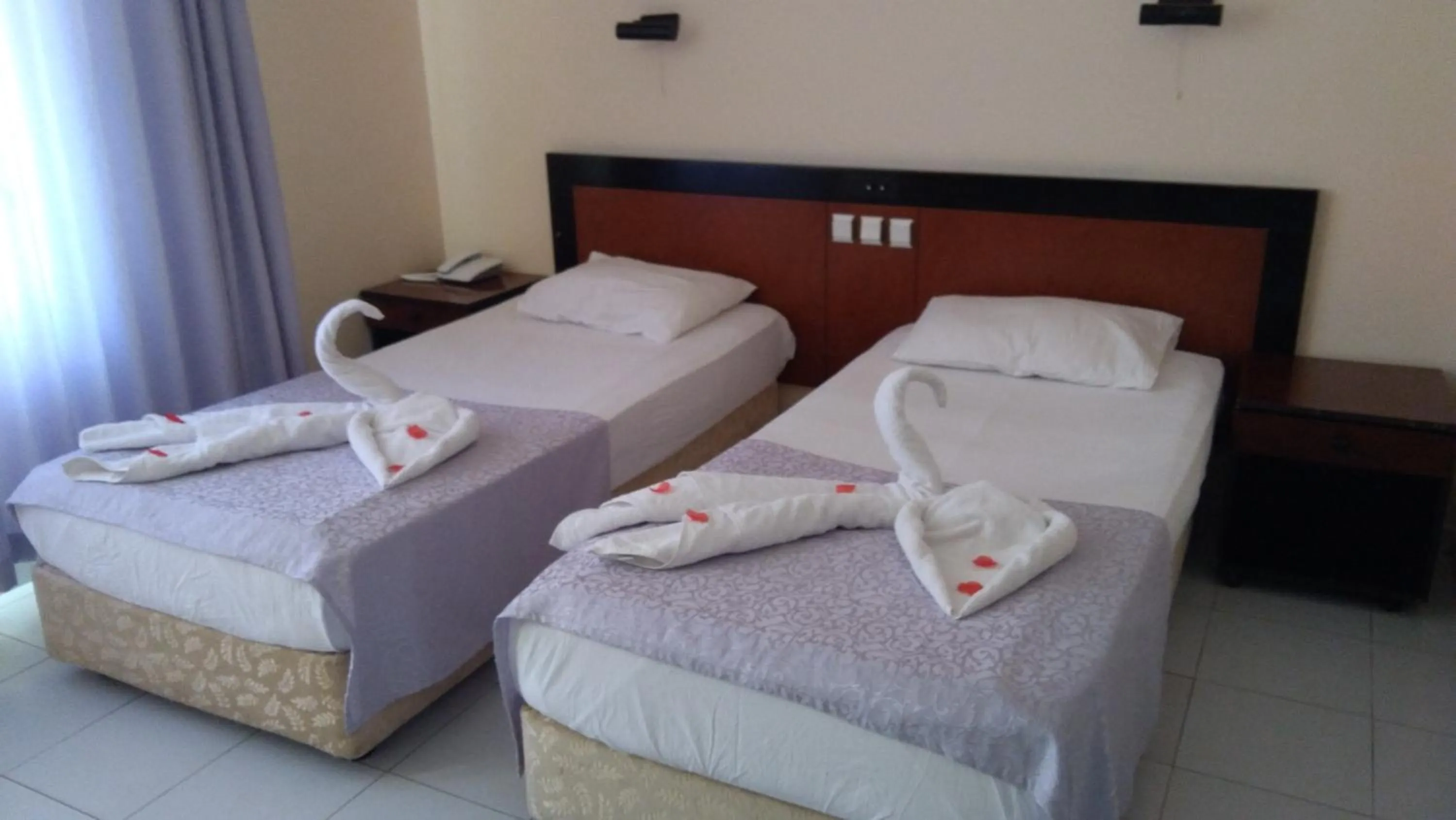 Photo of the whole room, Bed in Sunway Hotel