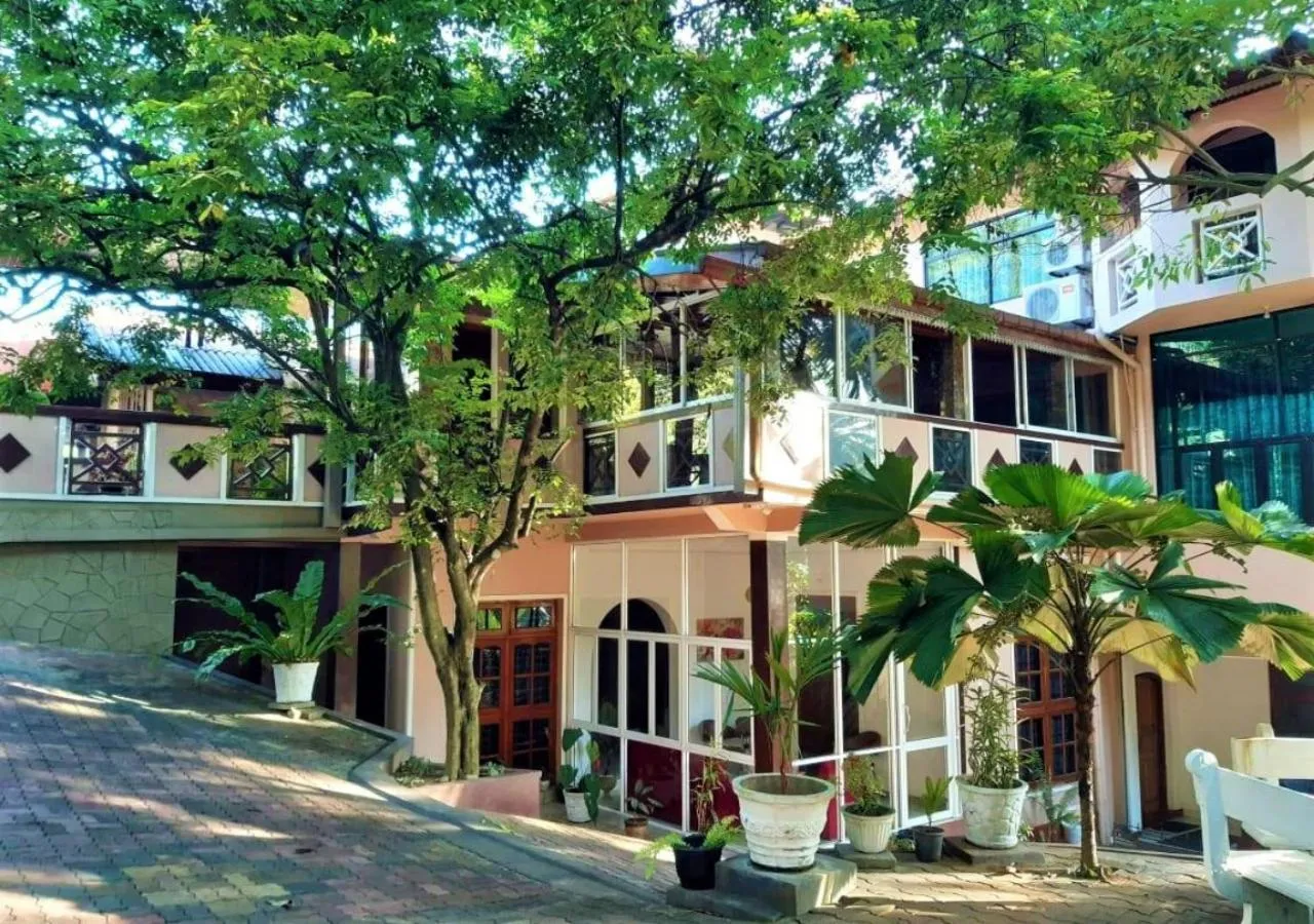 Garden in Mahoya