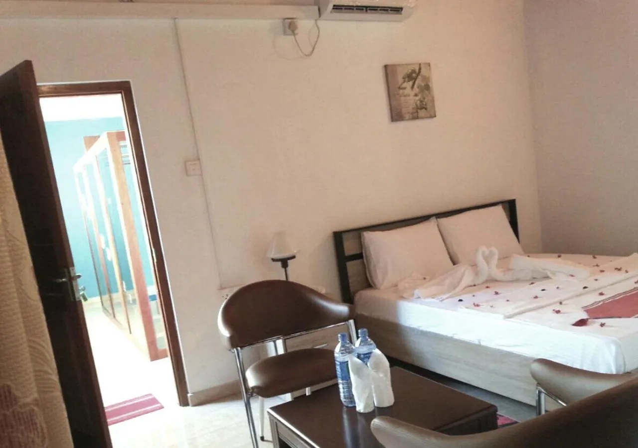Bed in Mahoya