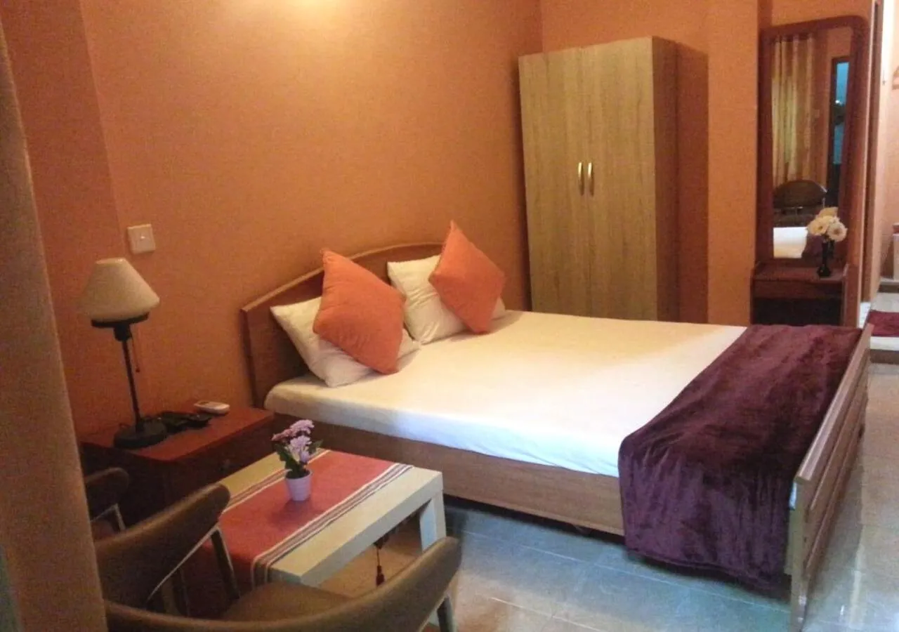 Bed in Mahoya