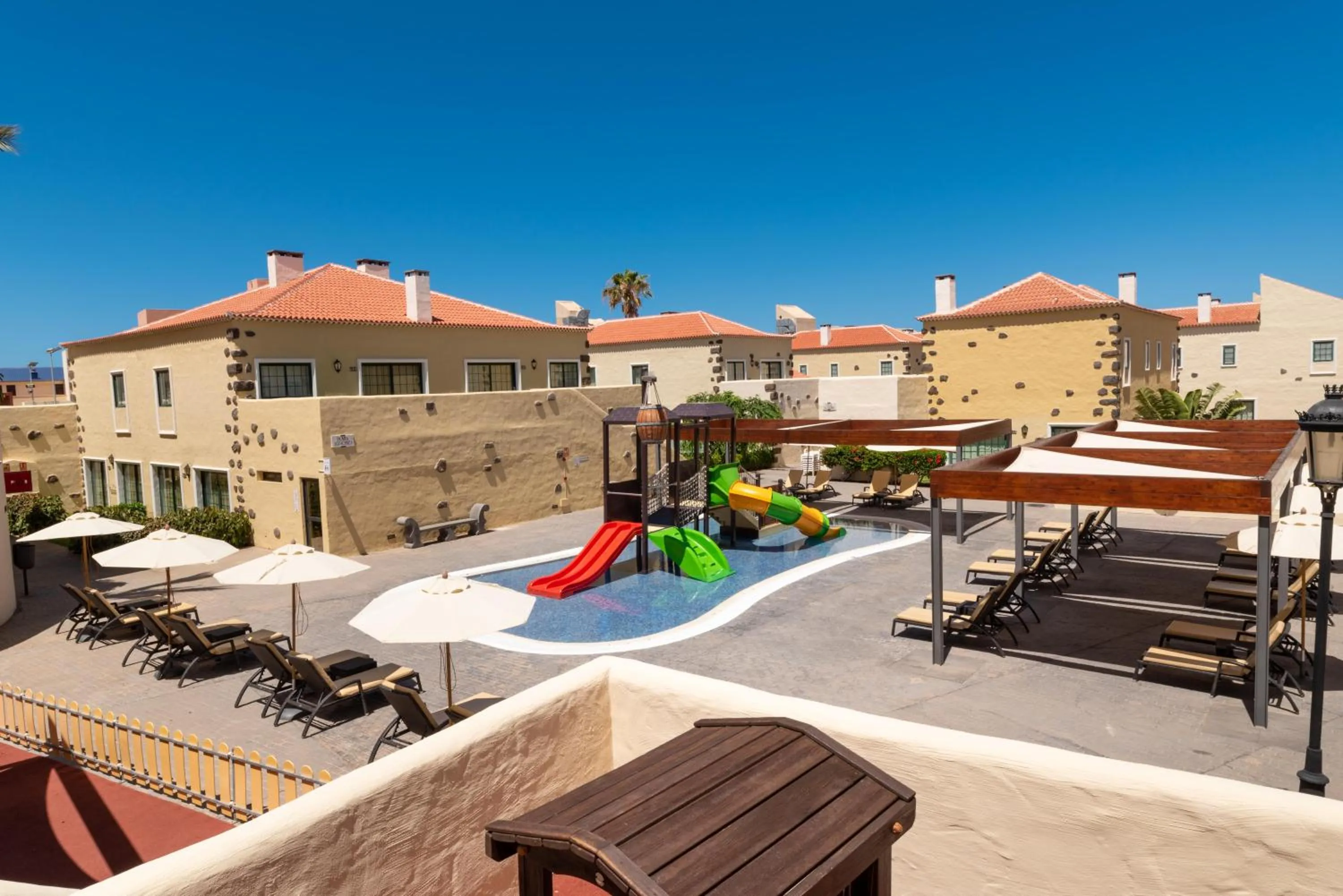 Property building in GF Isabel