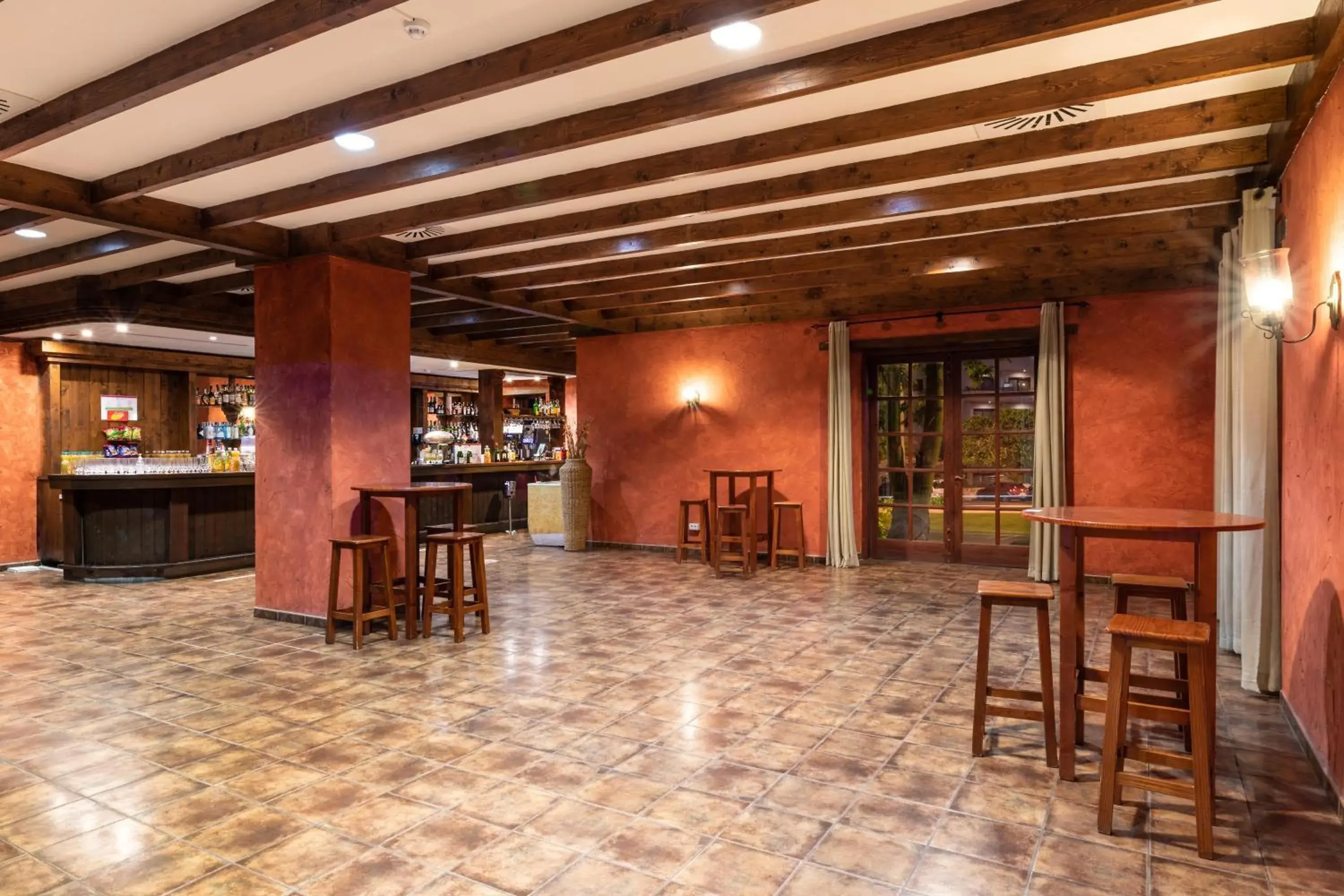 Lobby or reception in GF Isabel Lobby or reception in GF Isabel