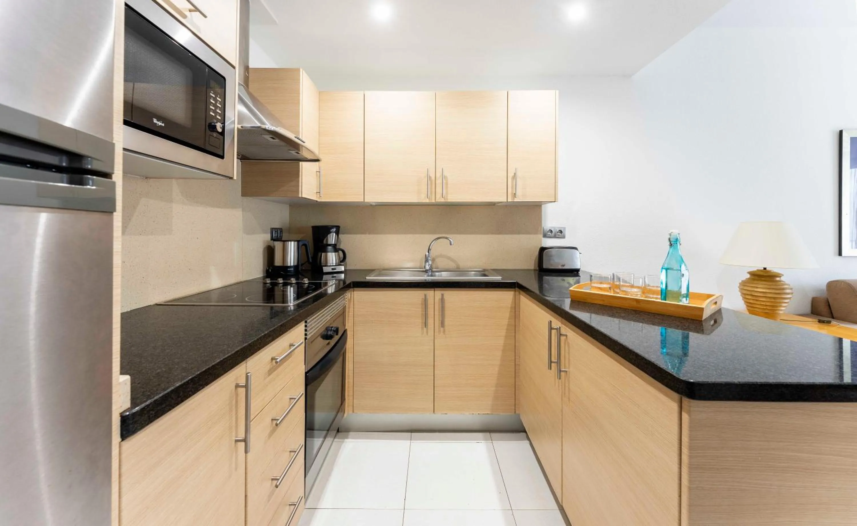 kitchen in Ona Hollywood Mirage