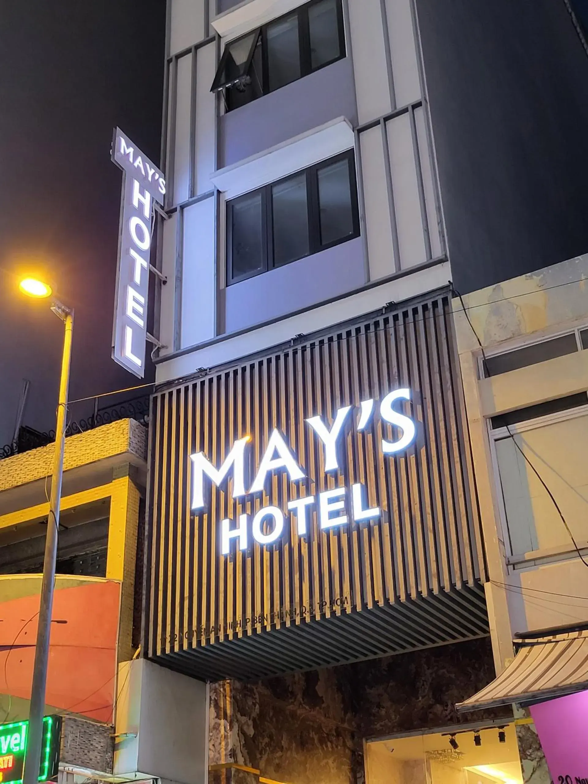 Property building in Mays Hotel- Ben Thanh Property building in Mays Hotel- Ben Thanh