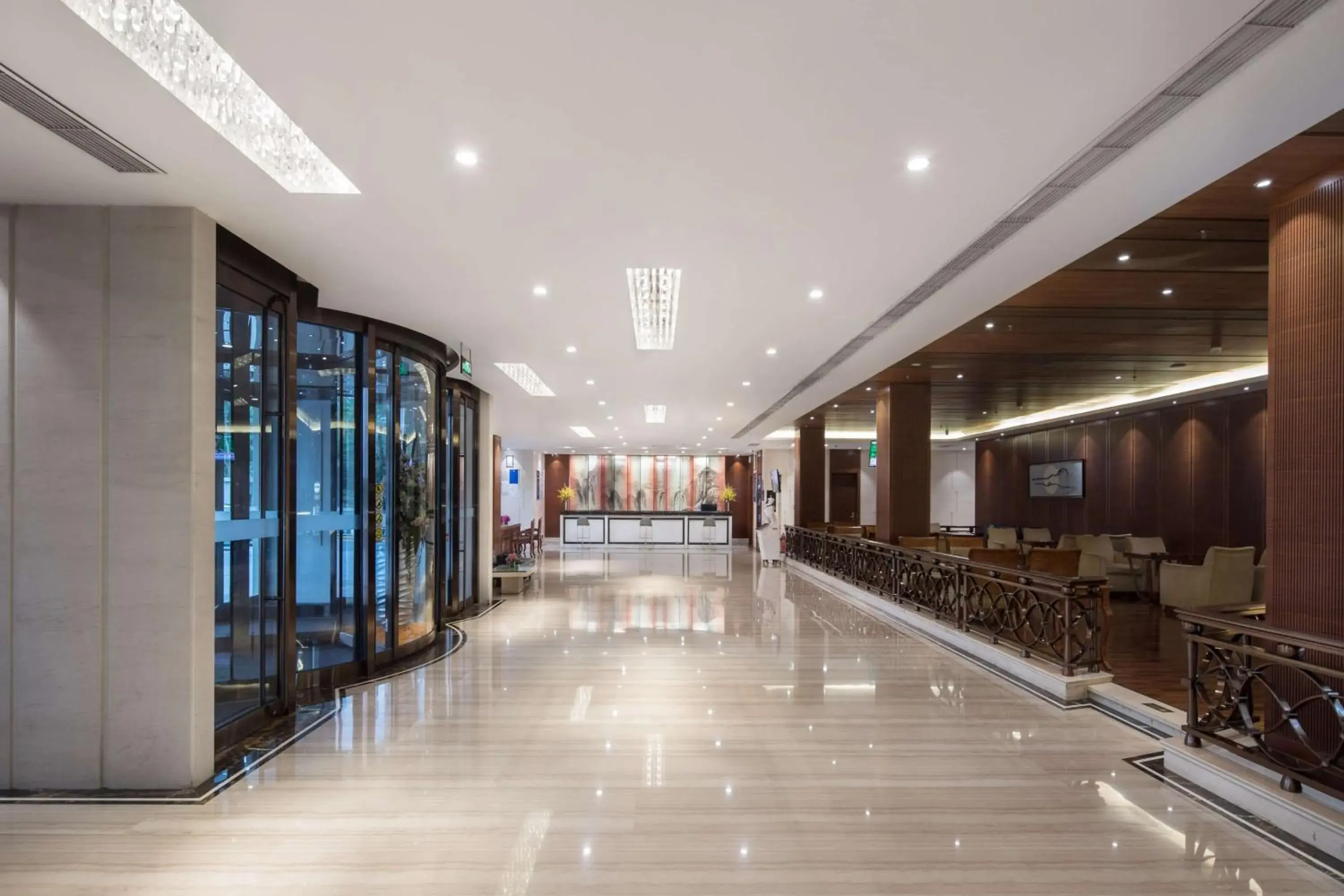 Lobby or reception in Ramada by Wyndham Beijing Airport Lobby or reception in Ramada by Wyndham Beijing Airport