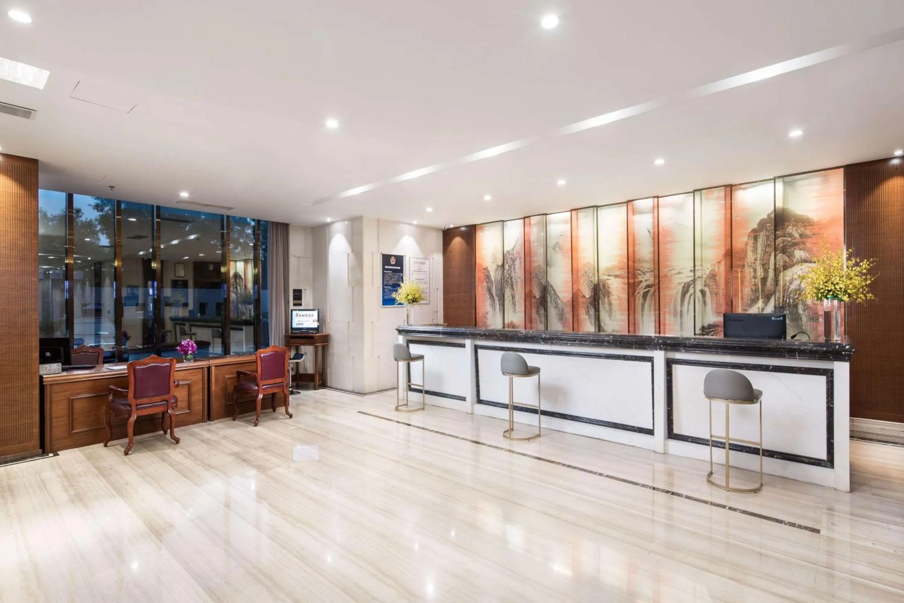 Lobby or reception in Ramada by Wyndham Beijing Airport