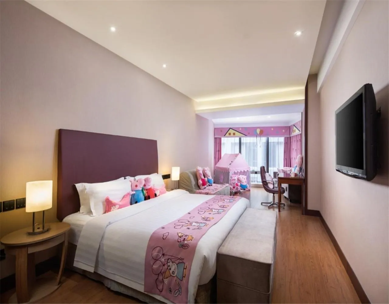 Bed in Ramada by Wyndham Beijing Airport