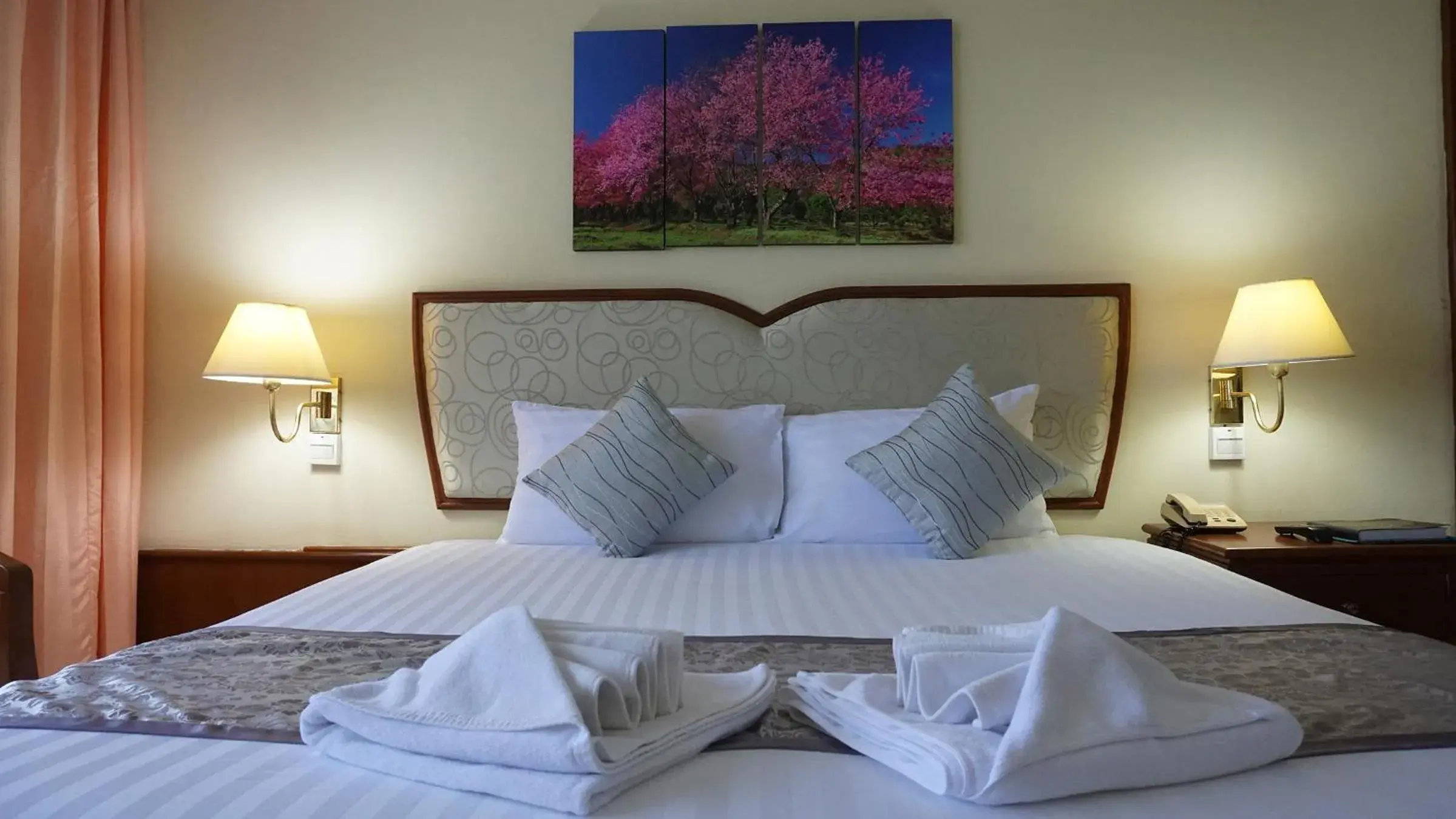 Bed in Wattana Park Hotel Bed in Wattana Park Hotel