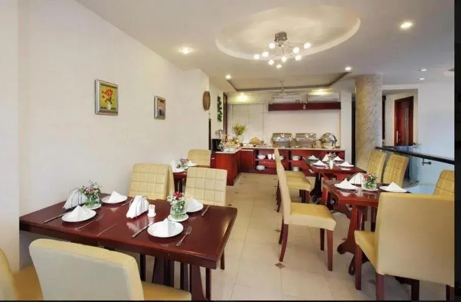 Property building in Kim Yen Hotel Property building in Kim Yen Hotel