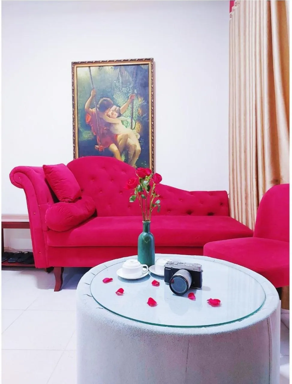 Seating area in Kim Yen Hotel