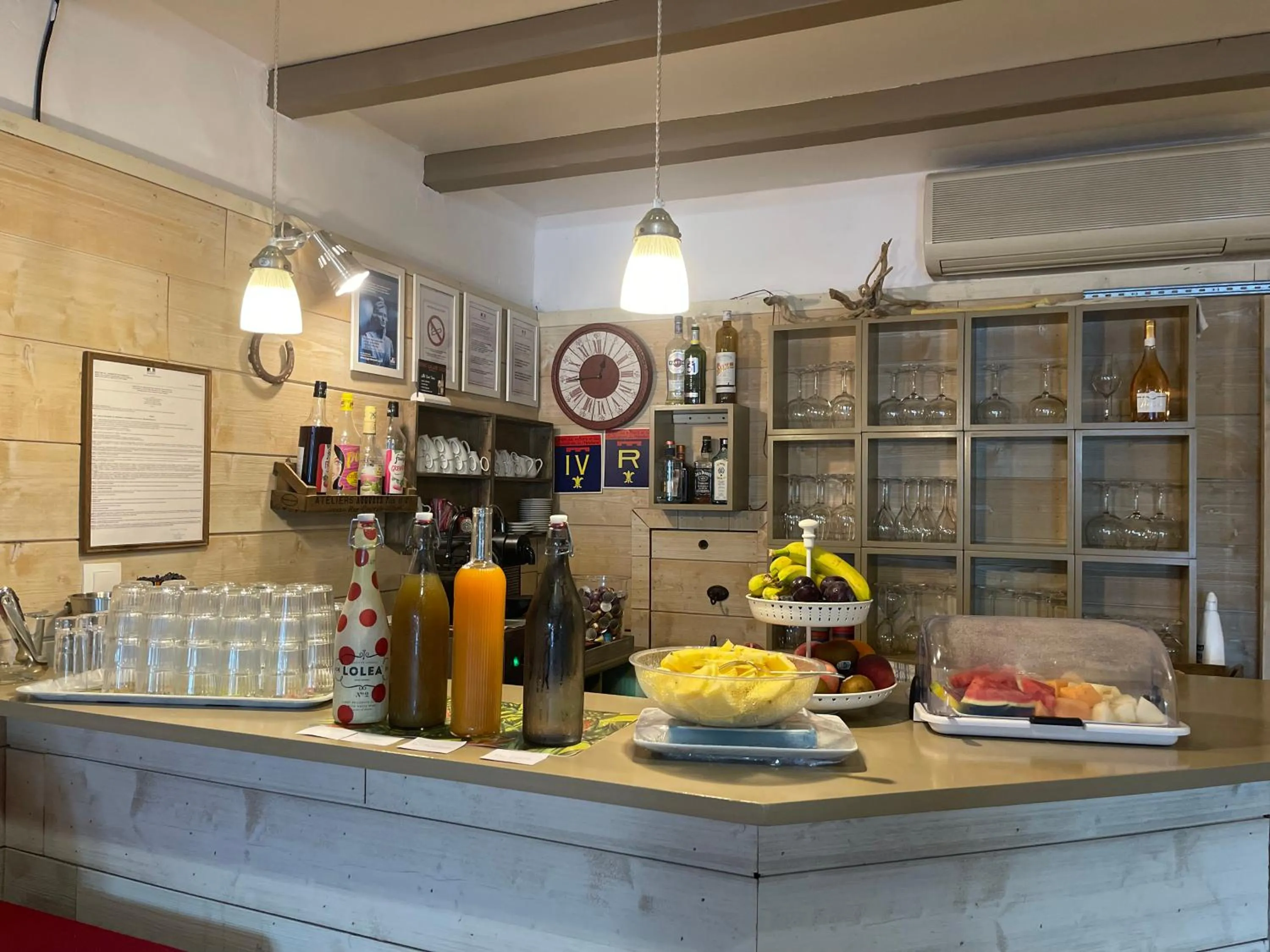 Breakfast in Mas Des Salicornes