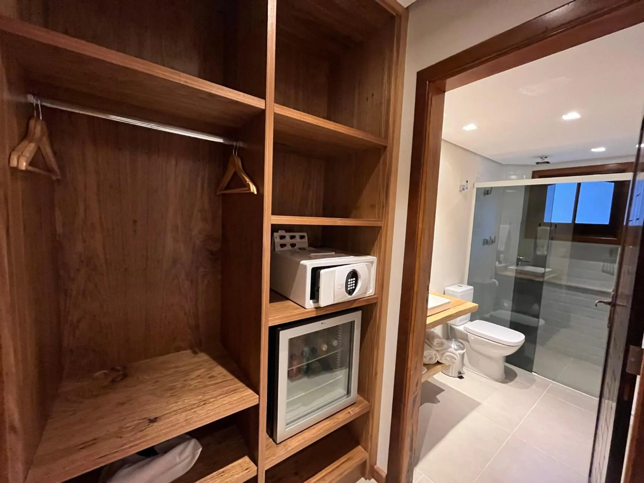 Toilet in Hotel Boutique QUEBRA-NOZ