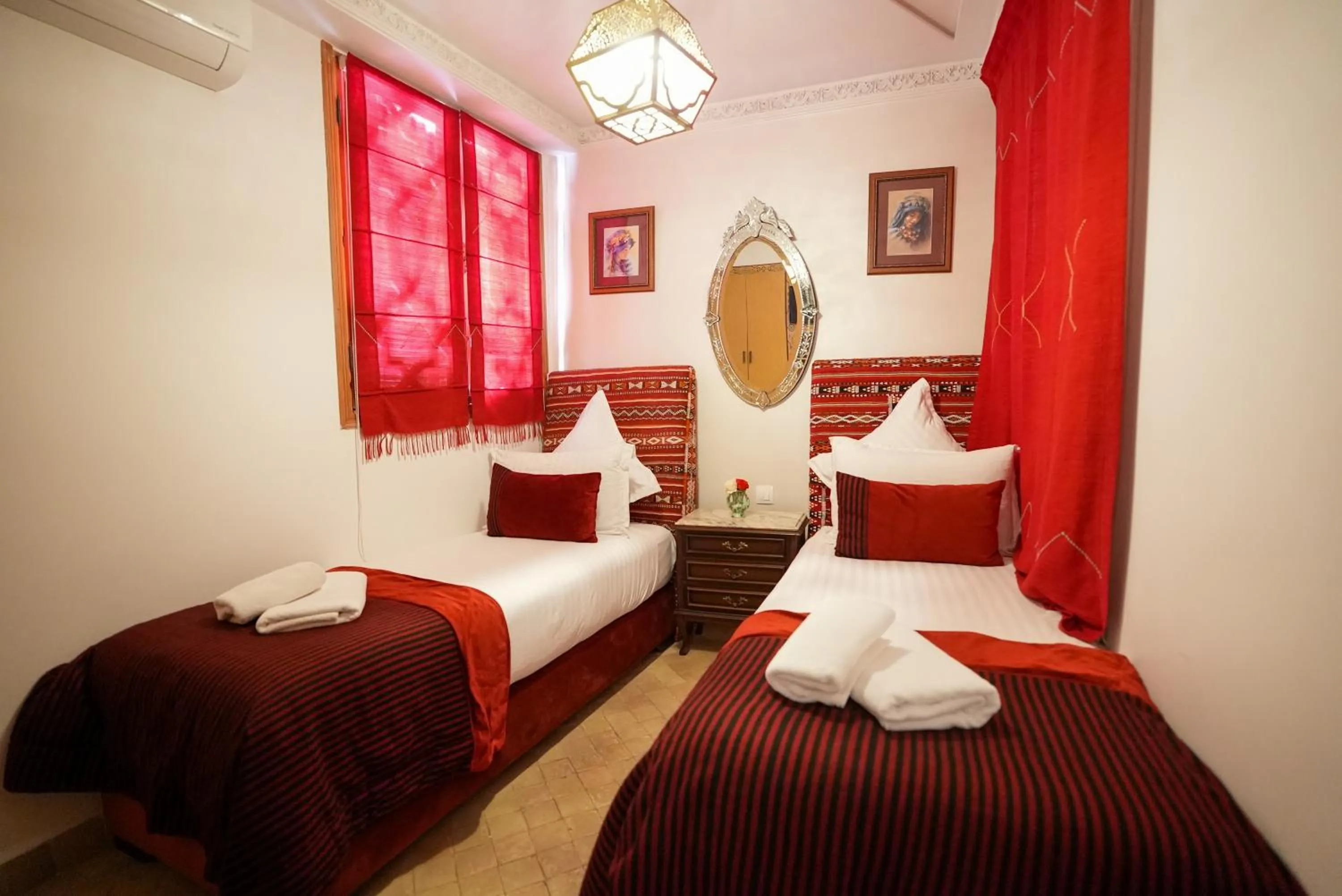 Bed in Palais Zahia Hotel & Spa