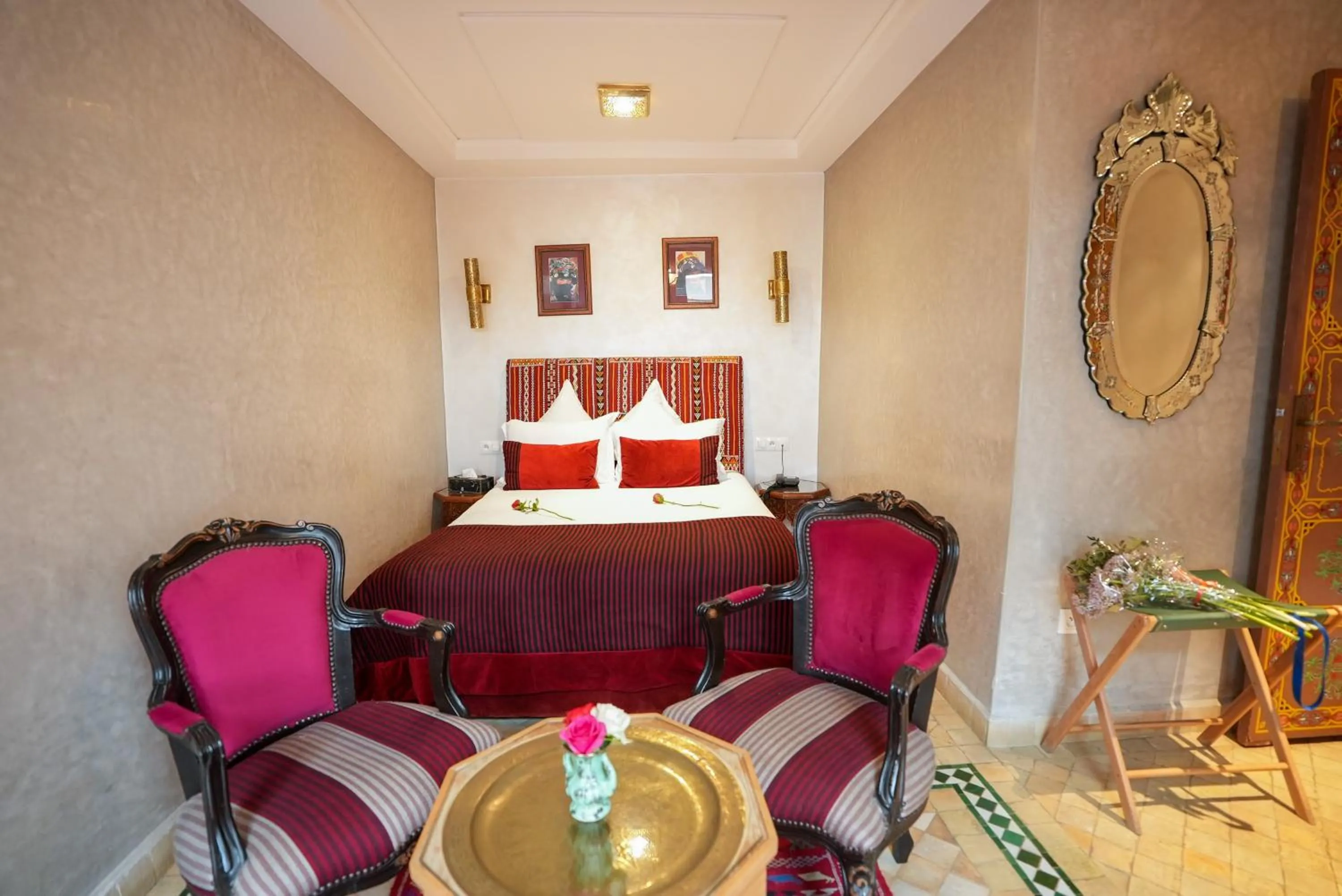 Bed in Palais Zahia Hotel & Spa