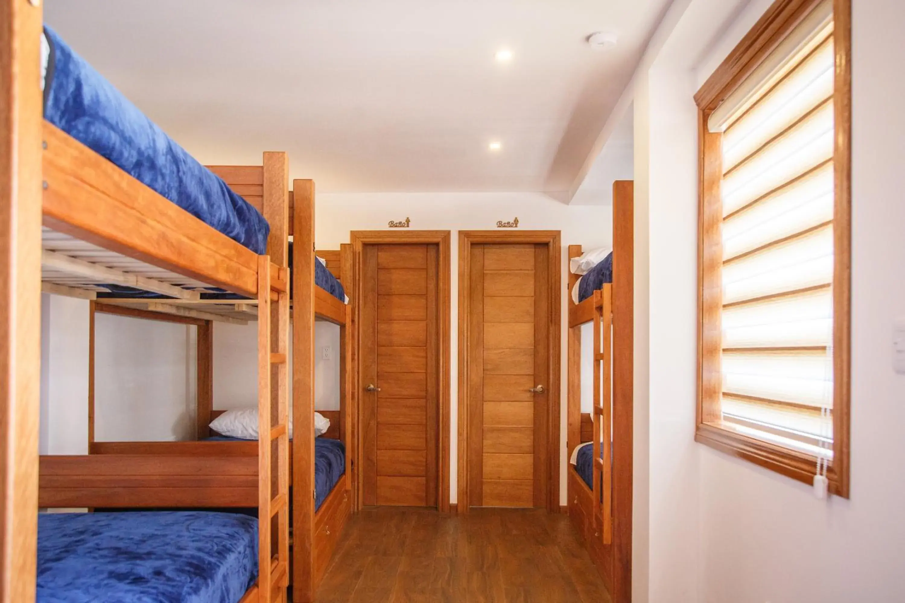 Bed in 8-Bed Dormitory Room in Community Hostel Alausi Bed in 8-Bed Dormitory Room in Community Hostel Alausi