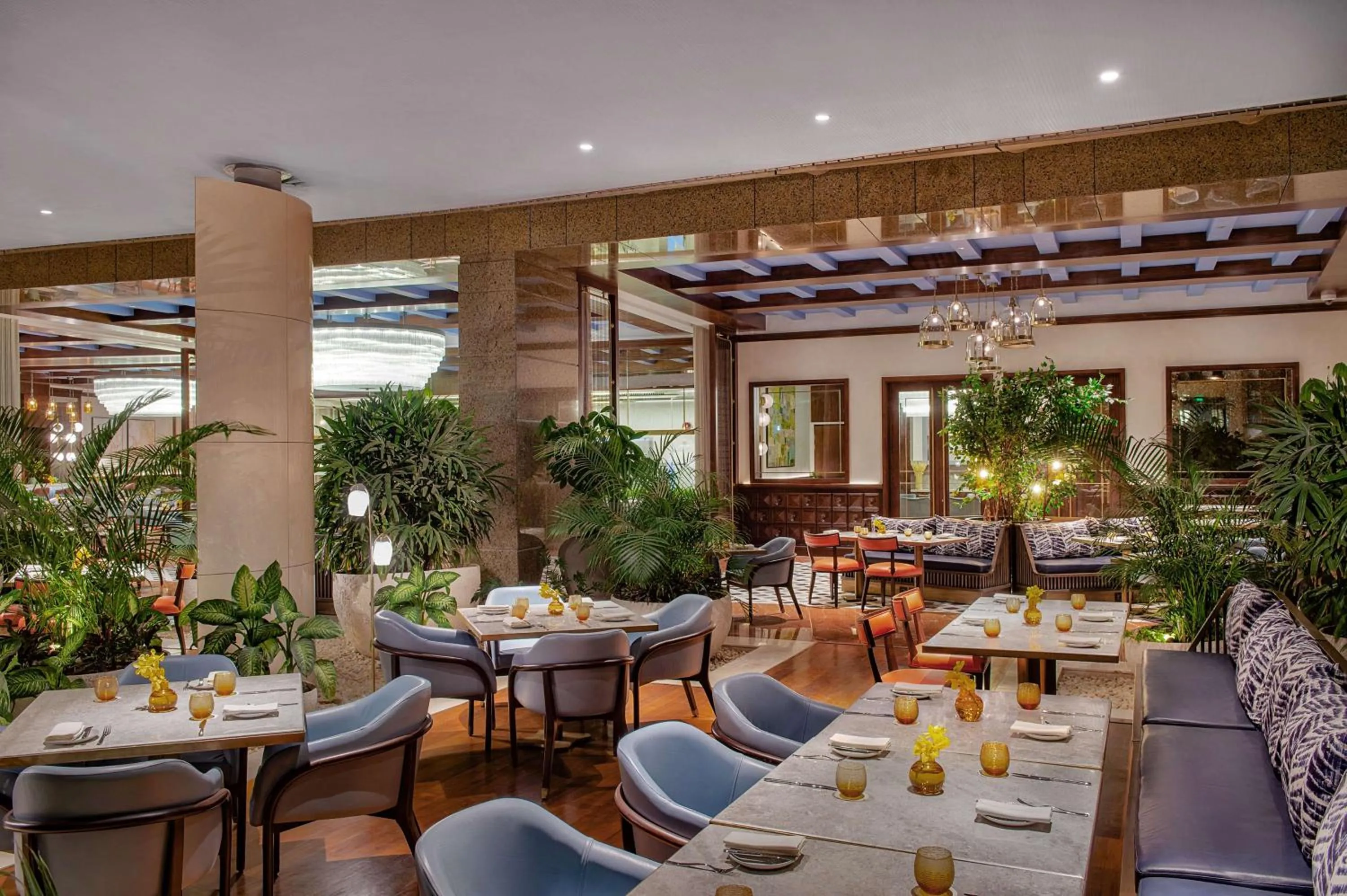 Restaurant/places to eat in Waldorf Astoria Cairo Heliopolis