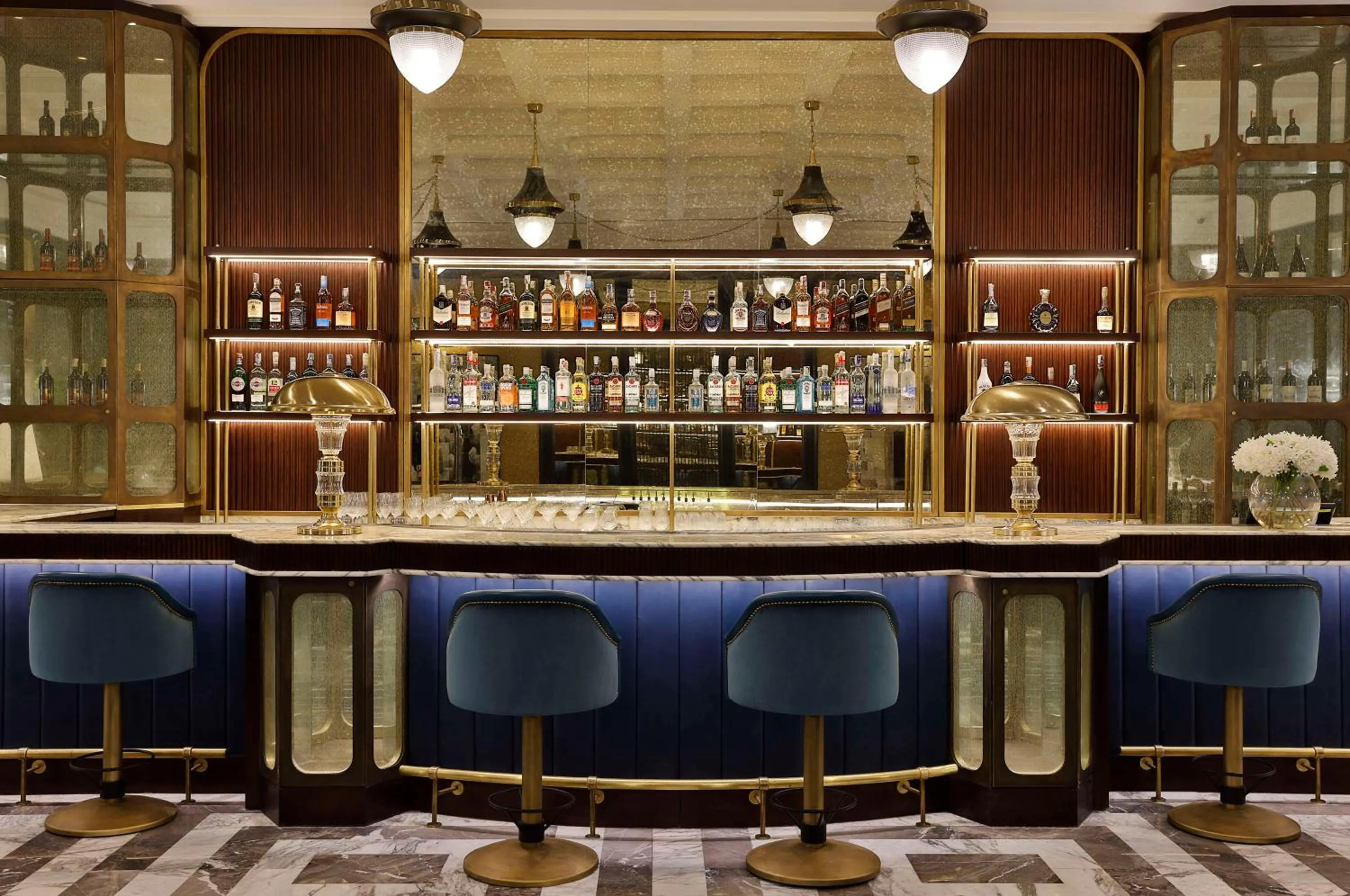 Lounge or bar in Waldorf Astoria Cairo Heliopolis