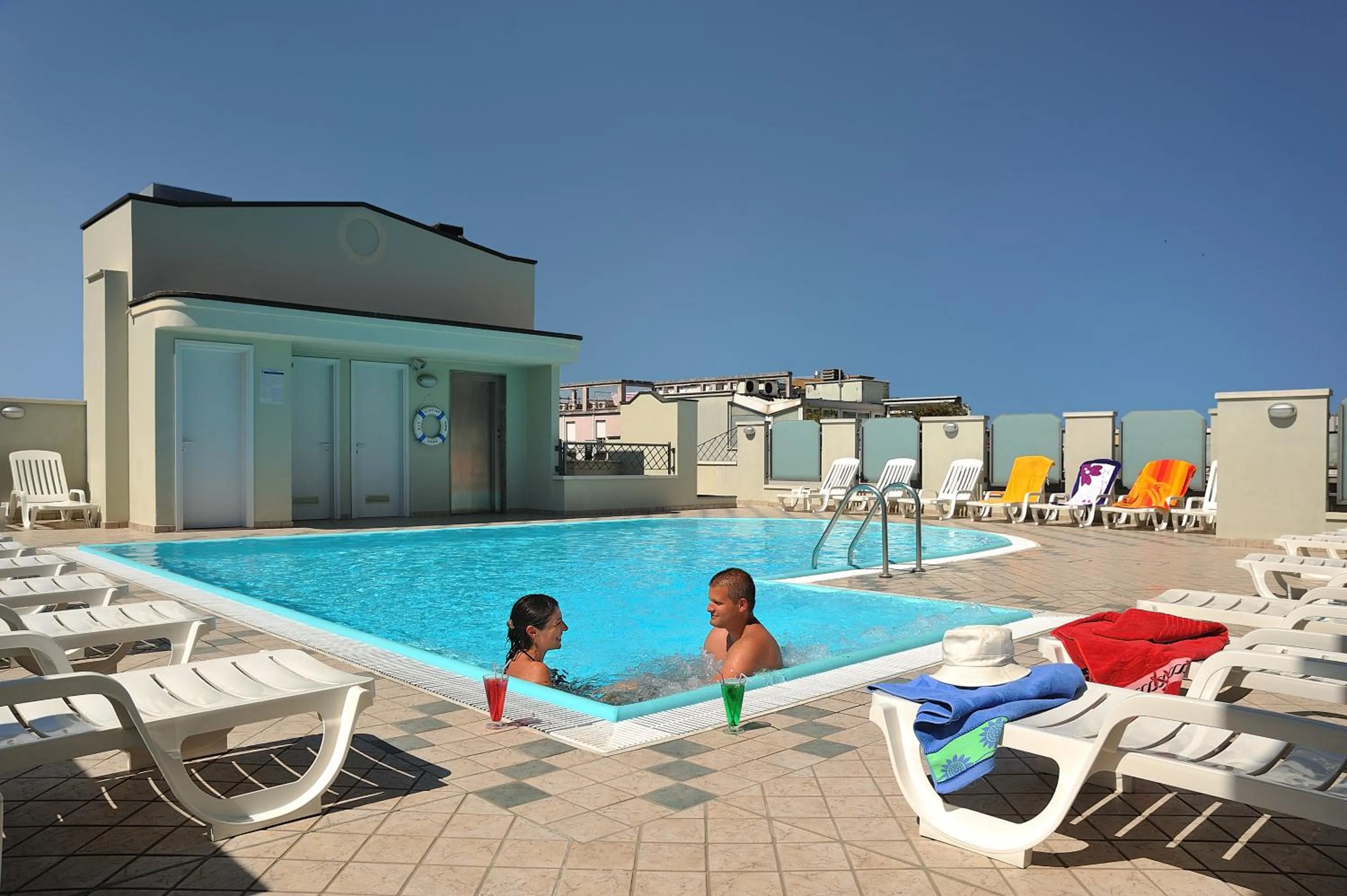 Pool view in Hotel Principe