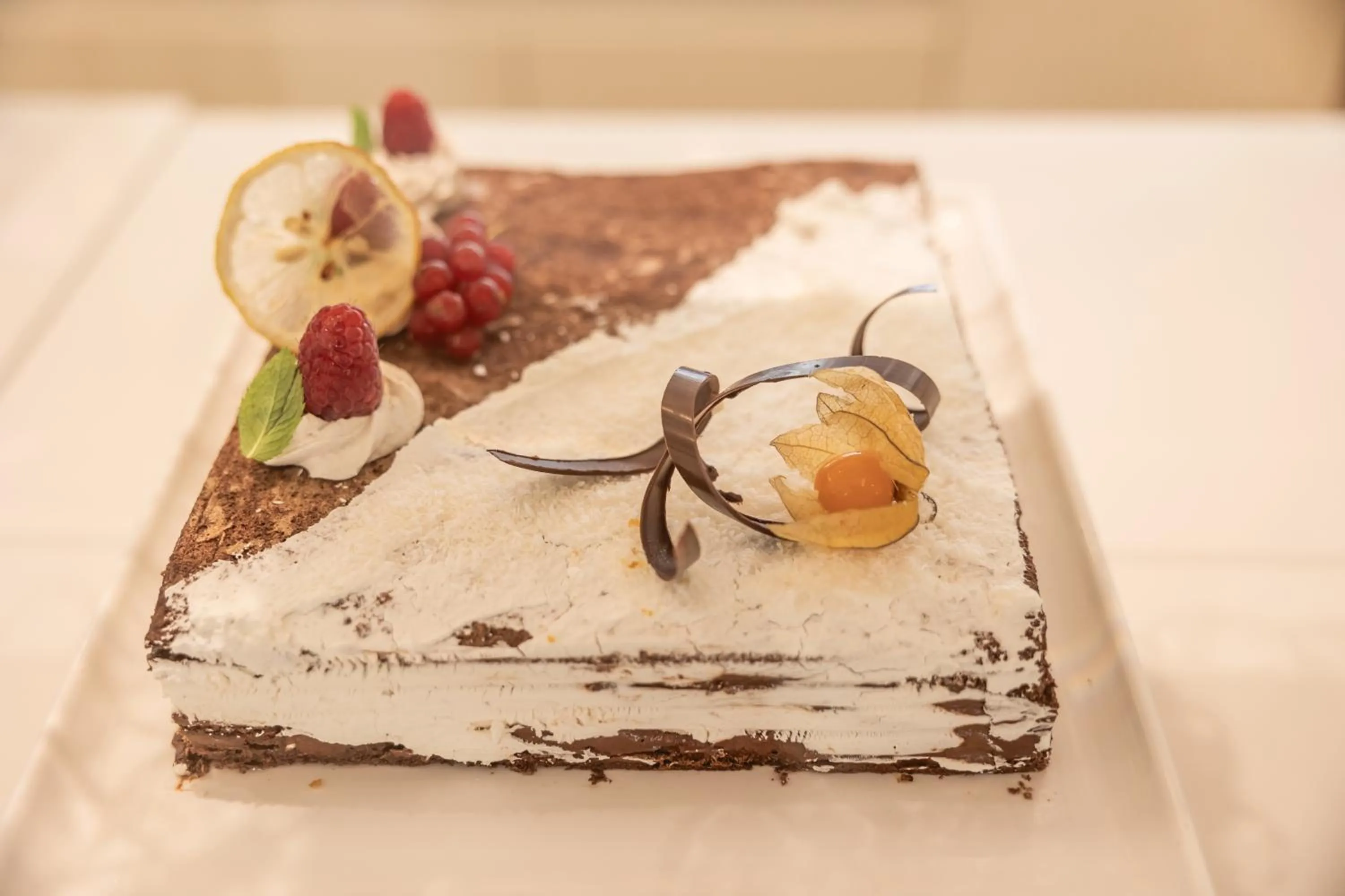 Restaurant/places to eat in Hotel Principe